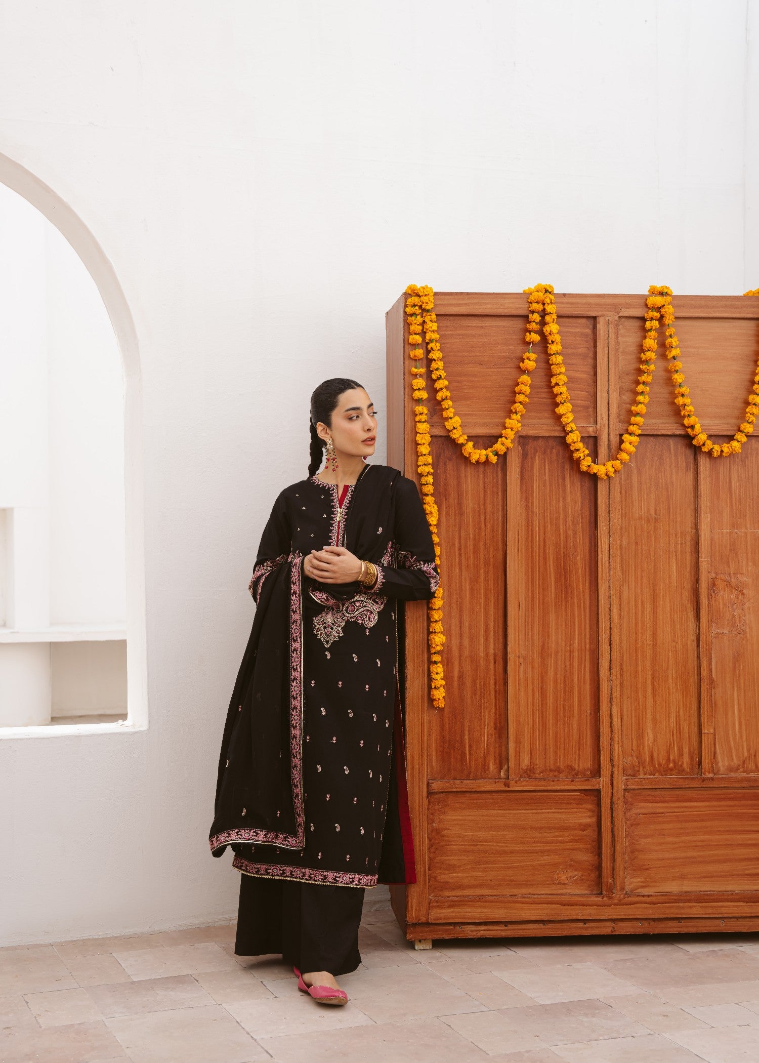 raw silk Pishwas in Jet black