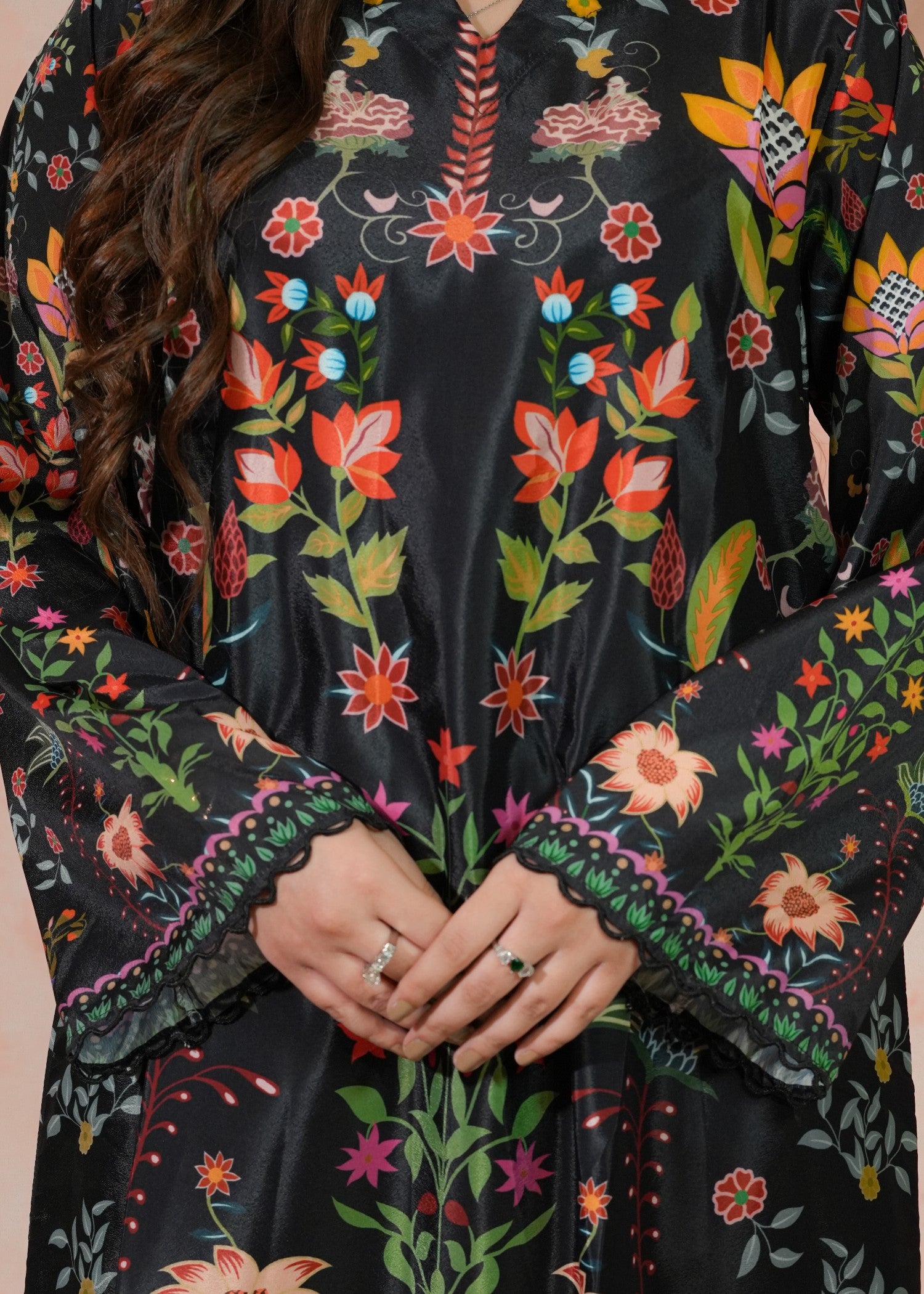 poly lawn Kaftan in Multi, black