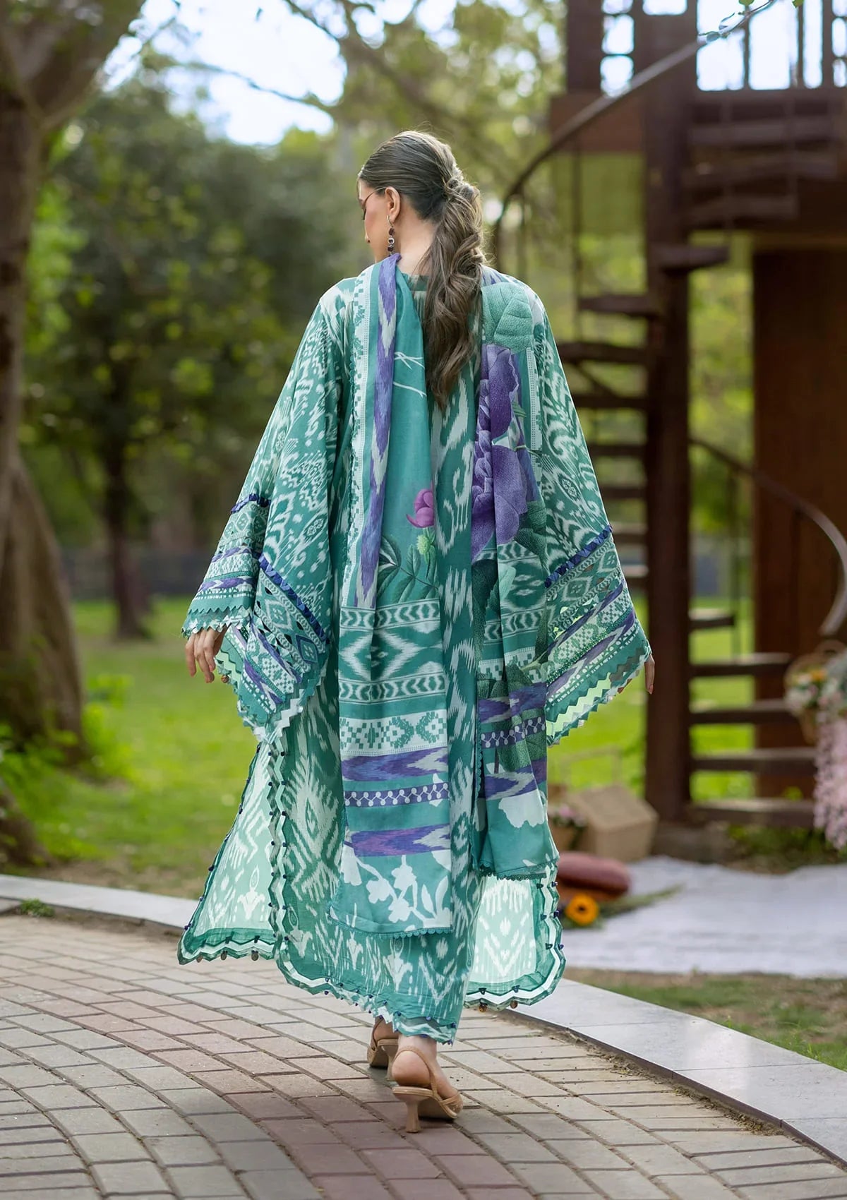 Bridgerton Prints Lawn – EPB-1A NIA MARE