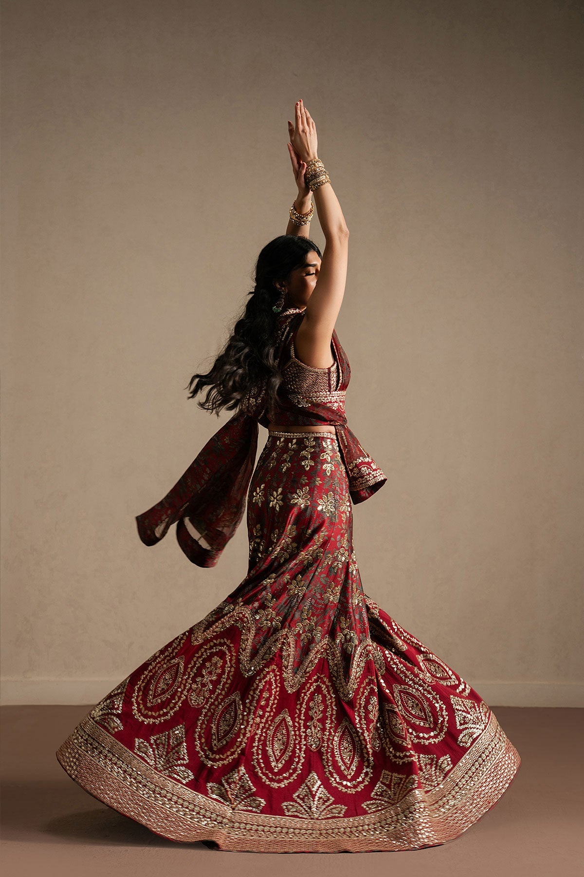 Qurbat Silk Festive Luxury Formals – Taaruf
