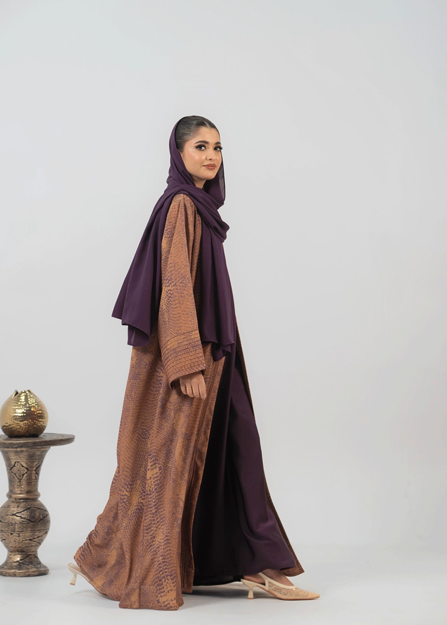 chiffon Abaya in Camel brown
