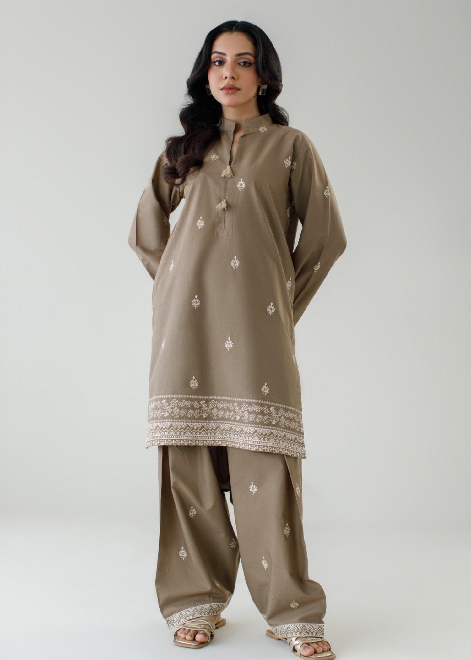 cambric Kurta Set in Camel brown