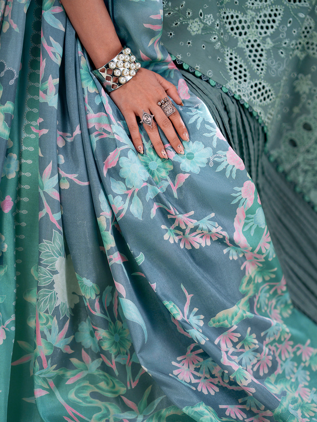Amour Luxury Lawn – 181-A
