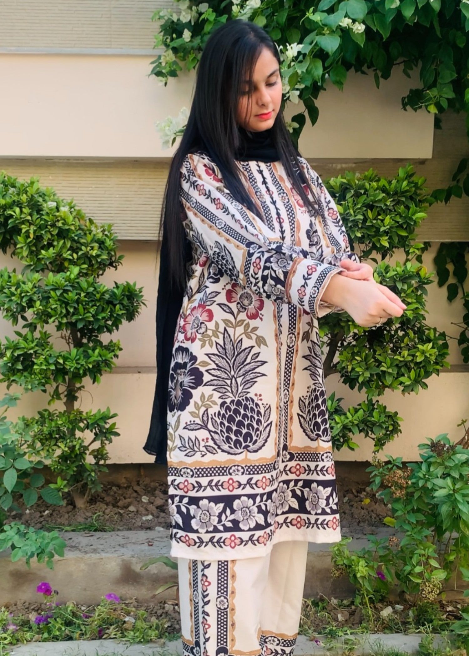 poly lawn Co Ord Sets in Black, wheat