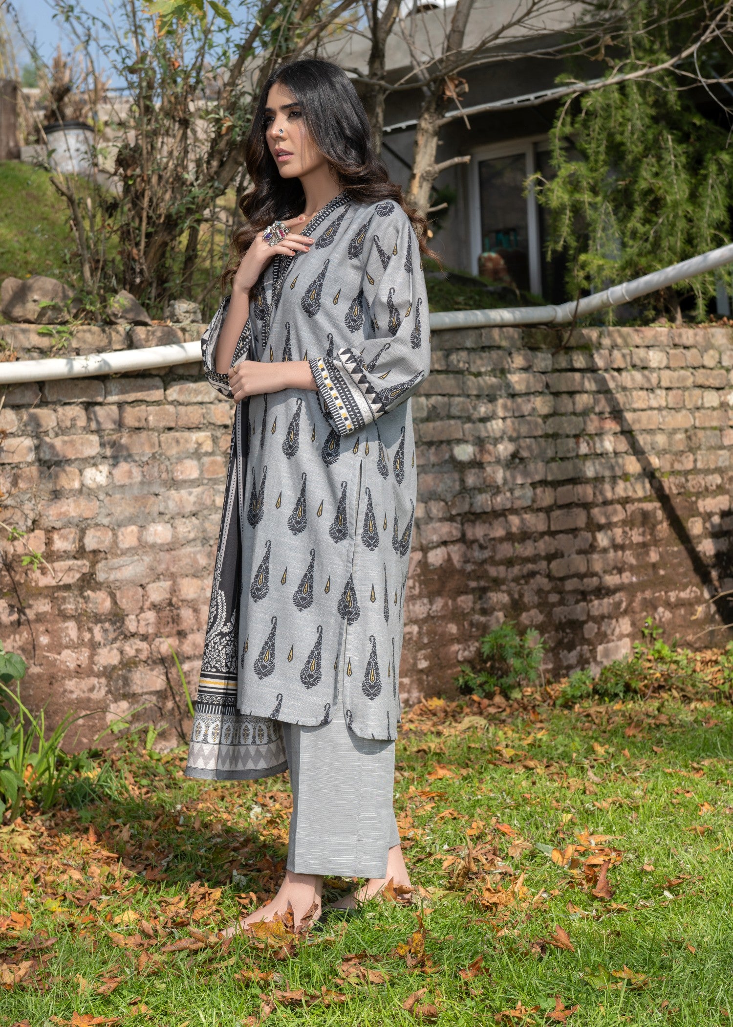 khaddar Unstitched in Grey