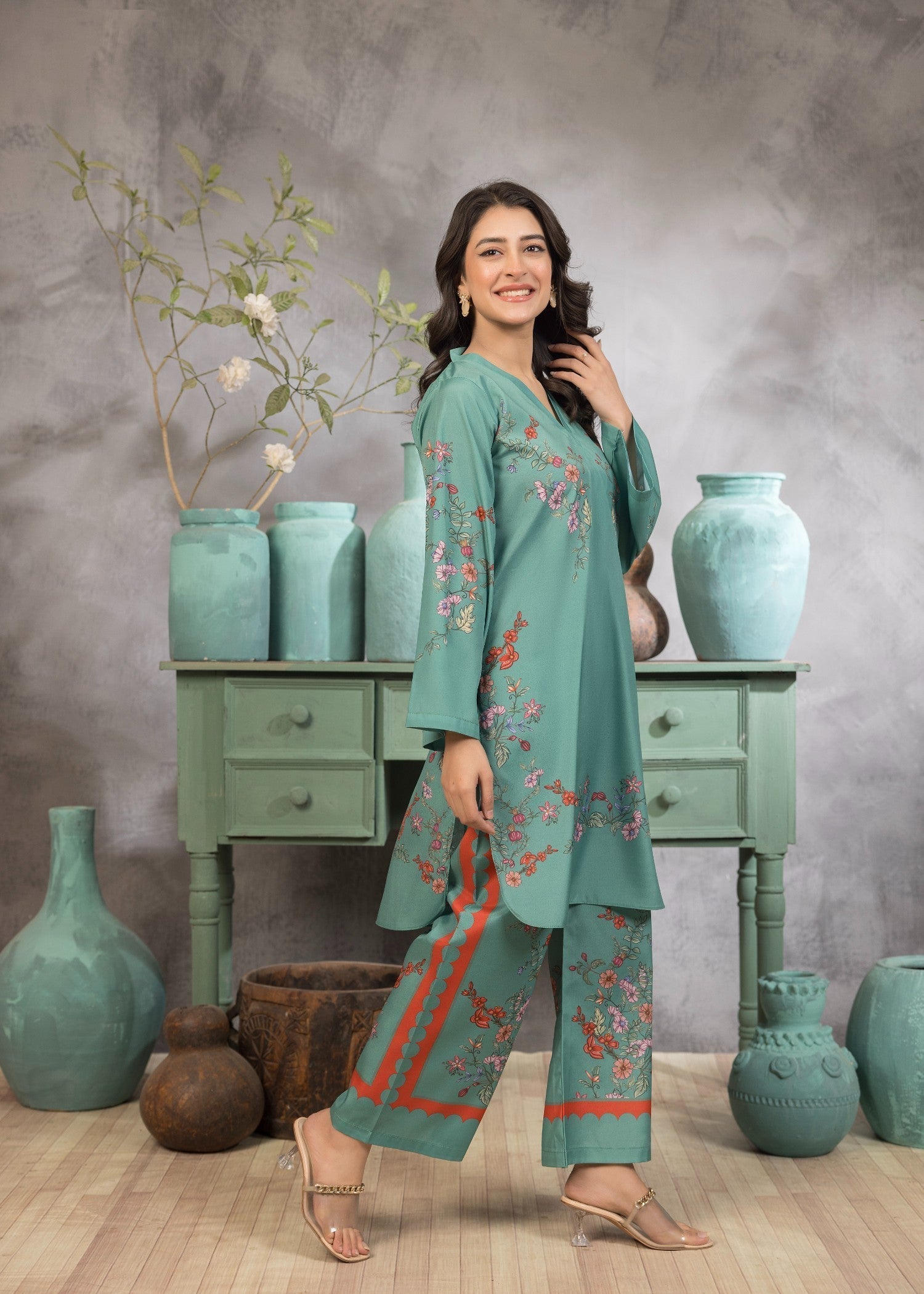 polyester crepe Kurta Set in Pastel green