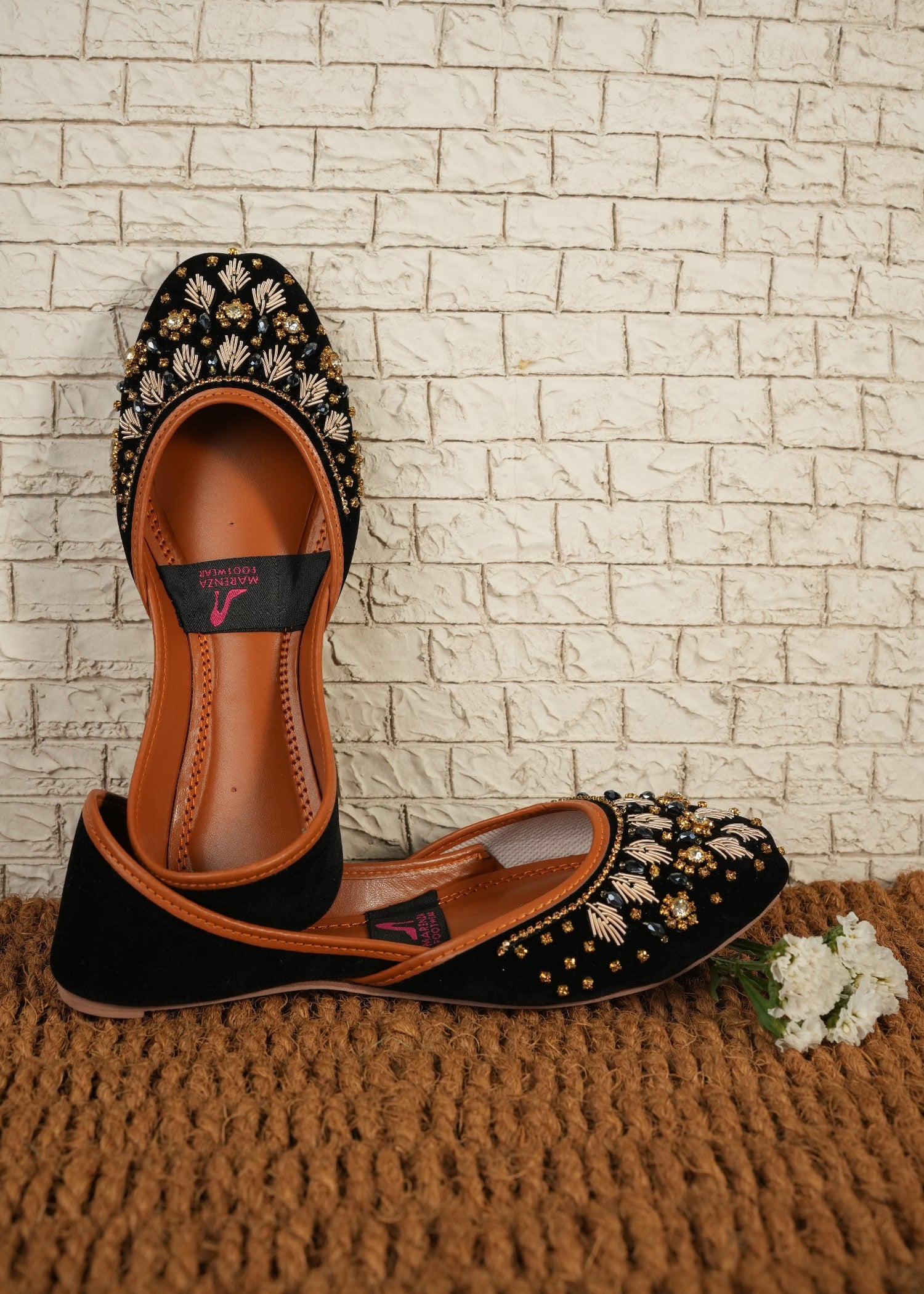 Khussa in Black by - High Quality Women Khussa RFH8459