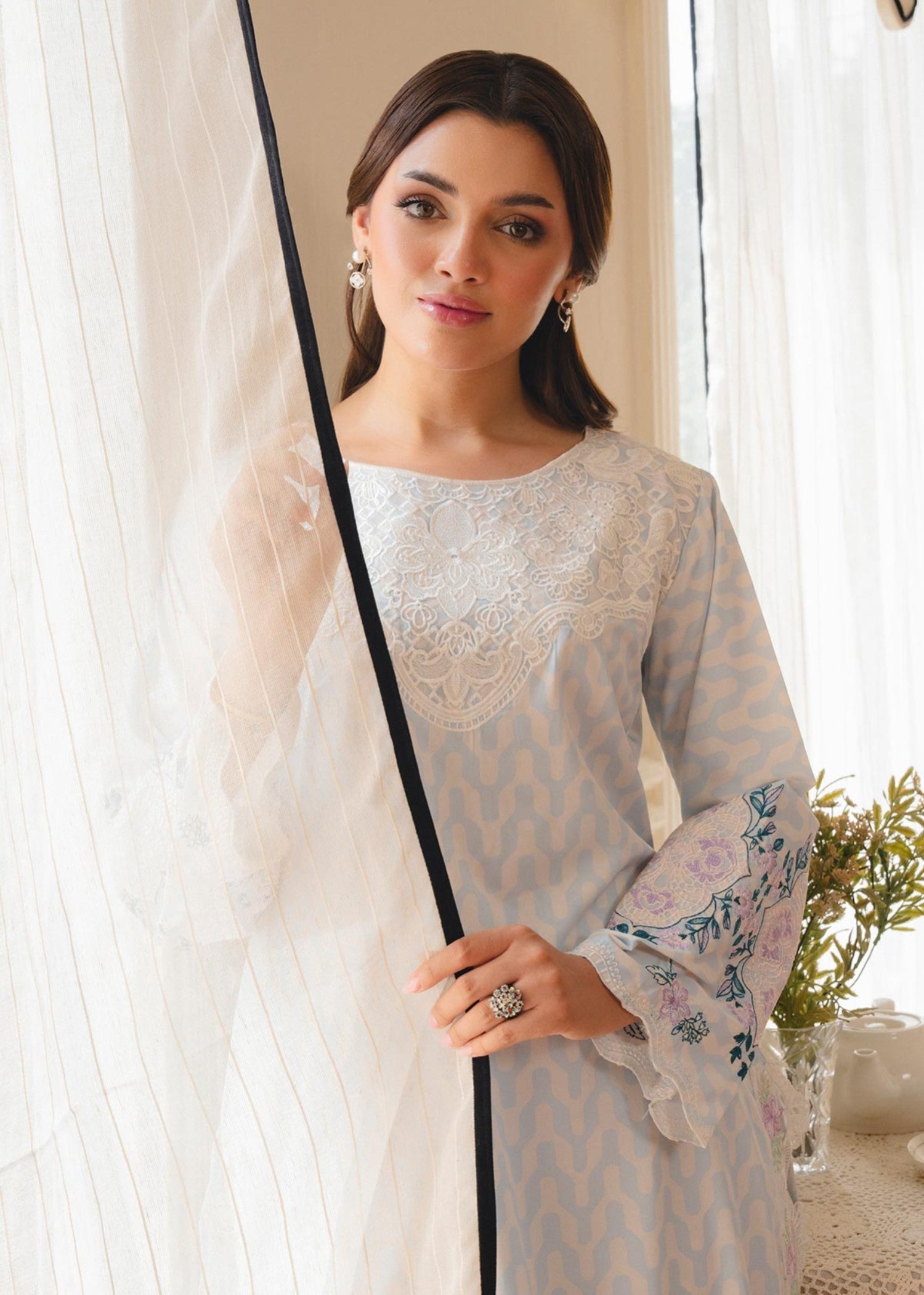 crepe Kurta Set in Powder blue, pastel pink