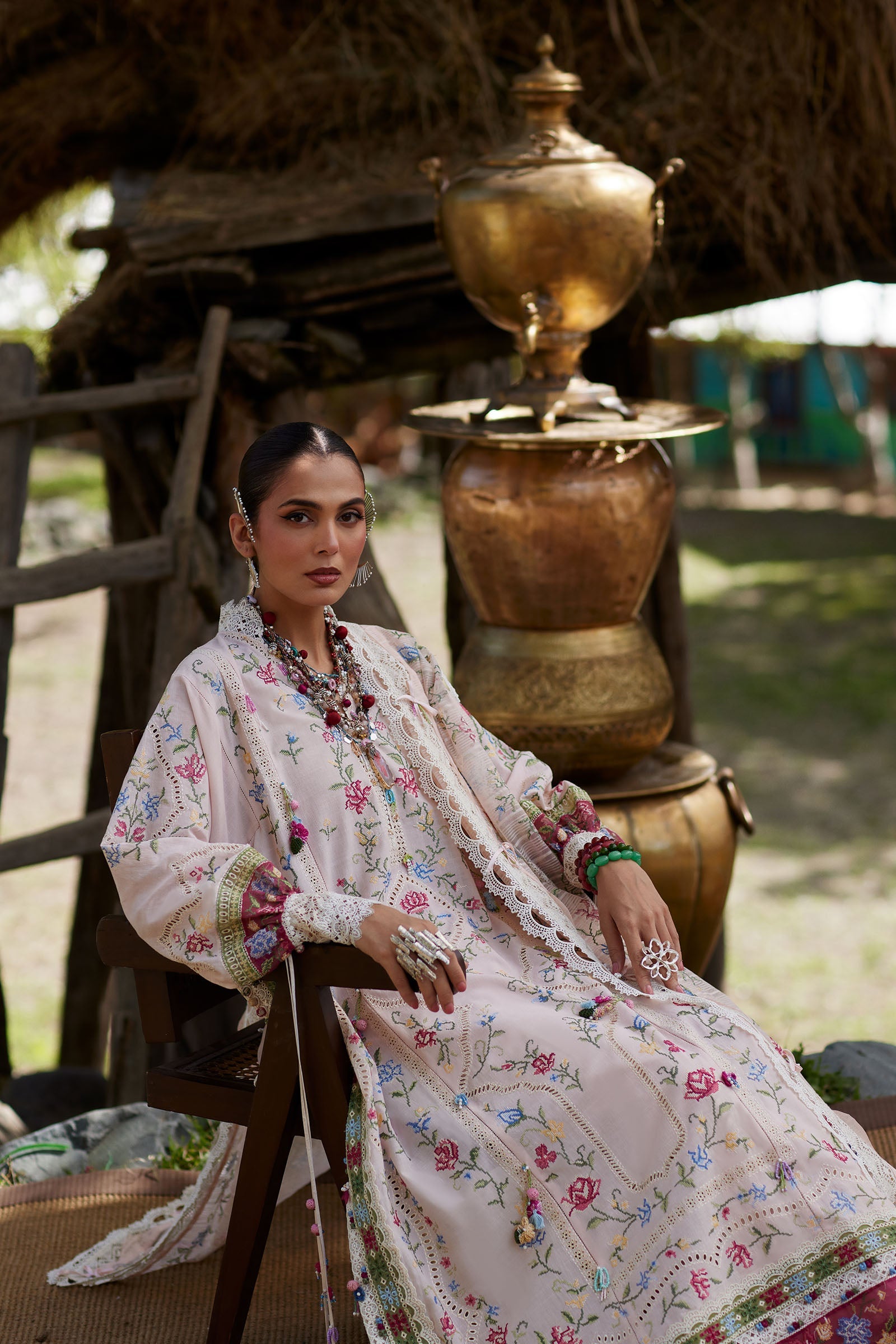 Kashmee Luxury Eid Lawn – SOZRAAG (EL26-03 A)