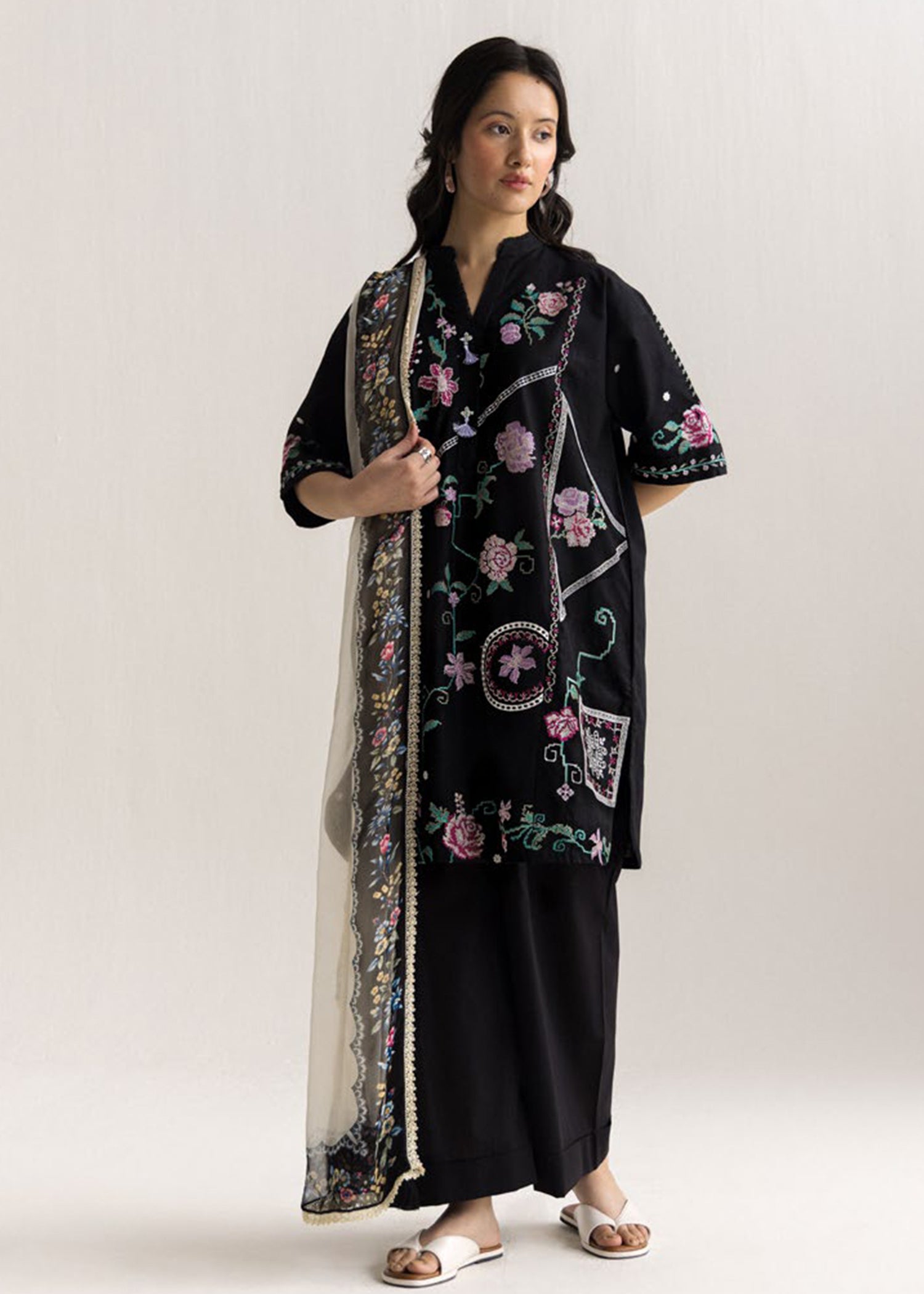 self jacquard Unstitched in Black