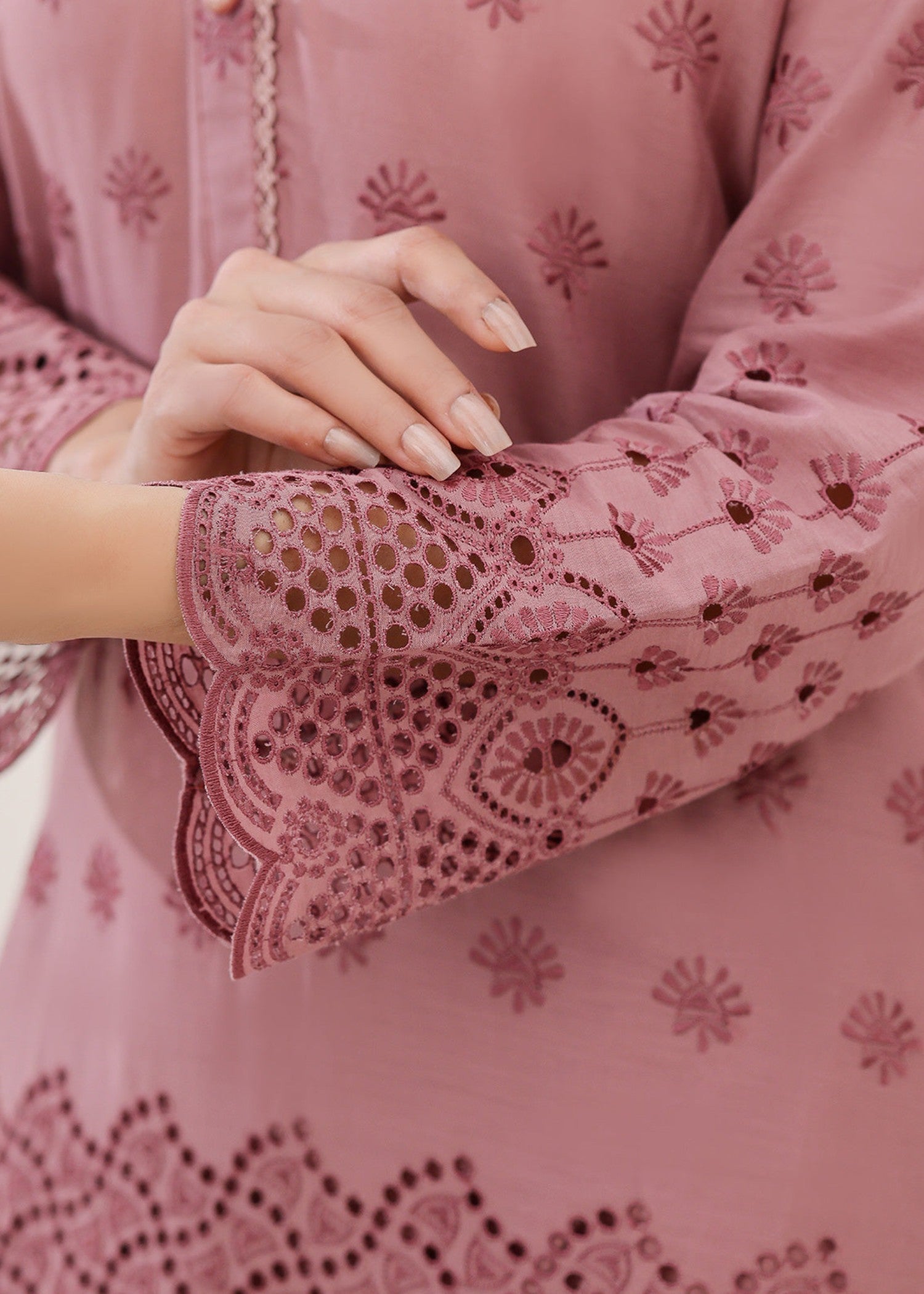 lawn Unstitched in Tea rose pink