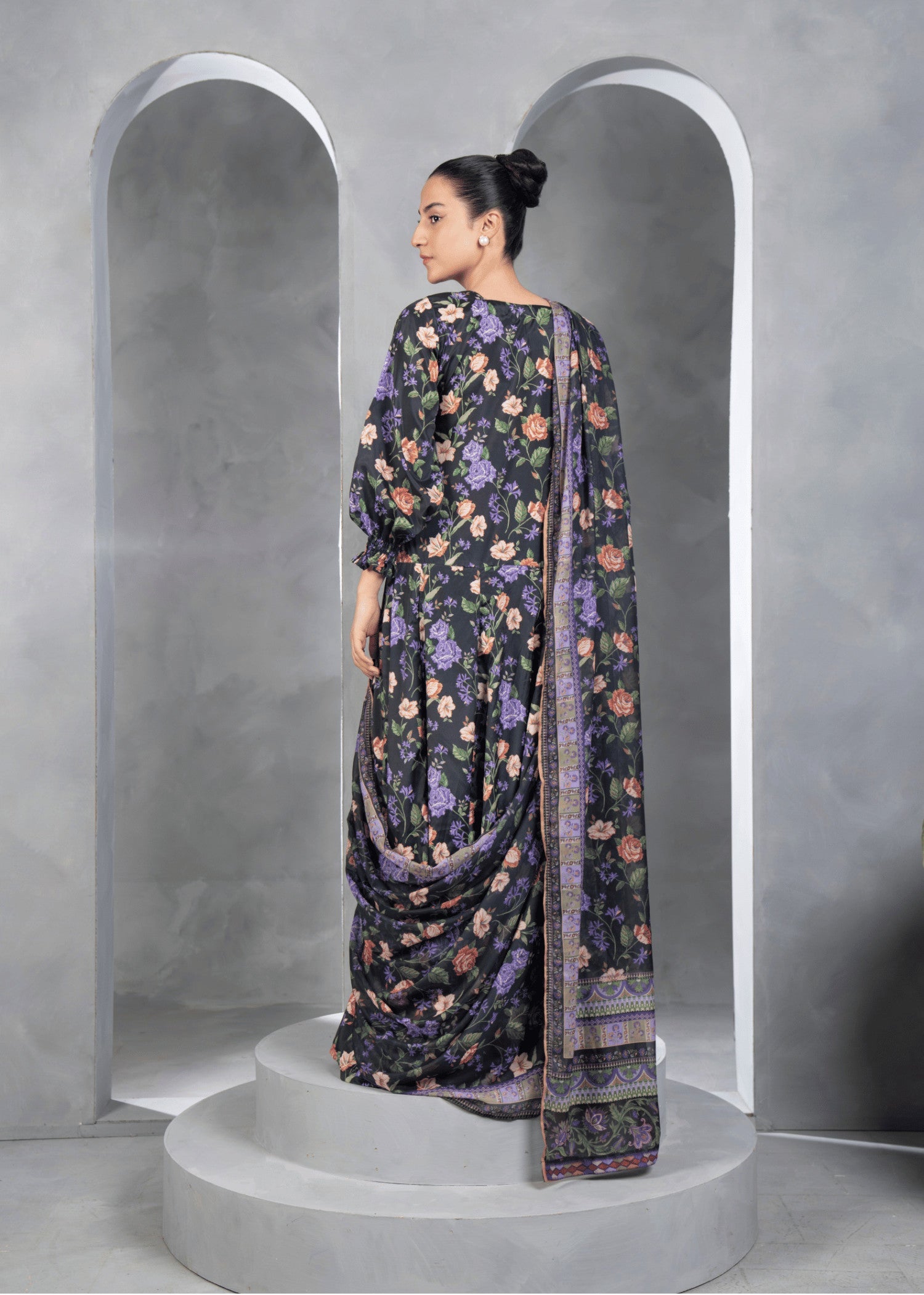 poly grip silk Saree in Multi