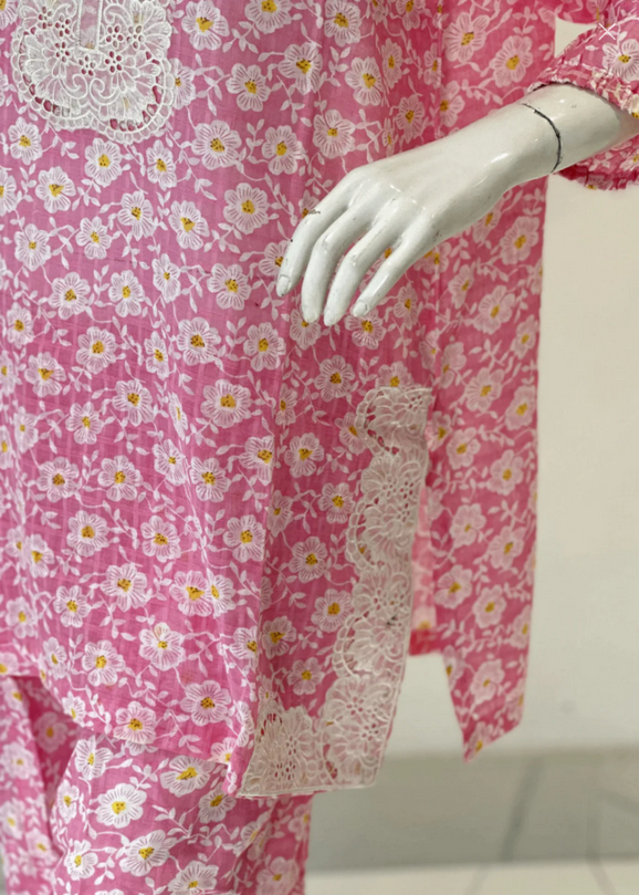 textured wash & wear Co Ord Sets in Pink