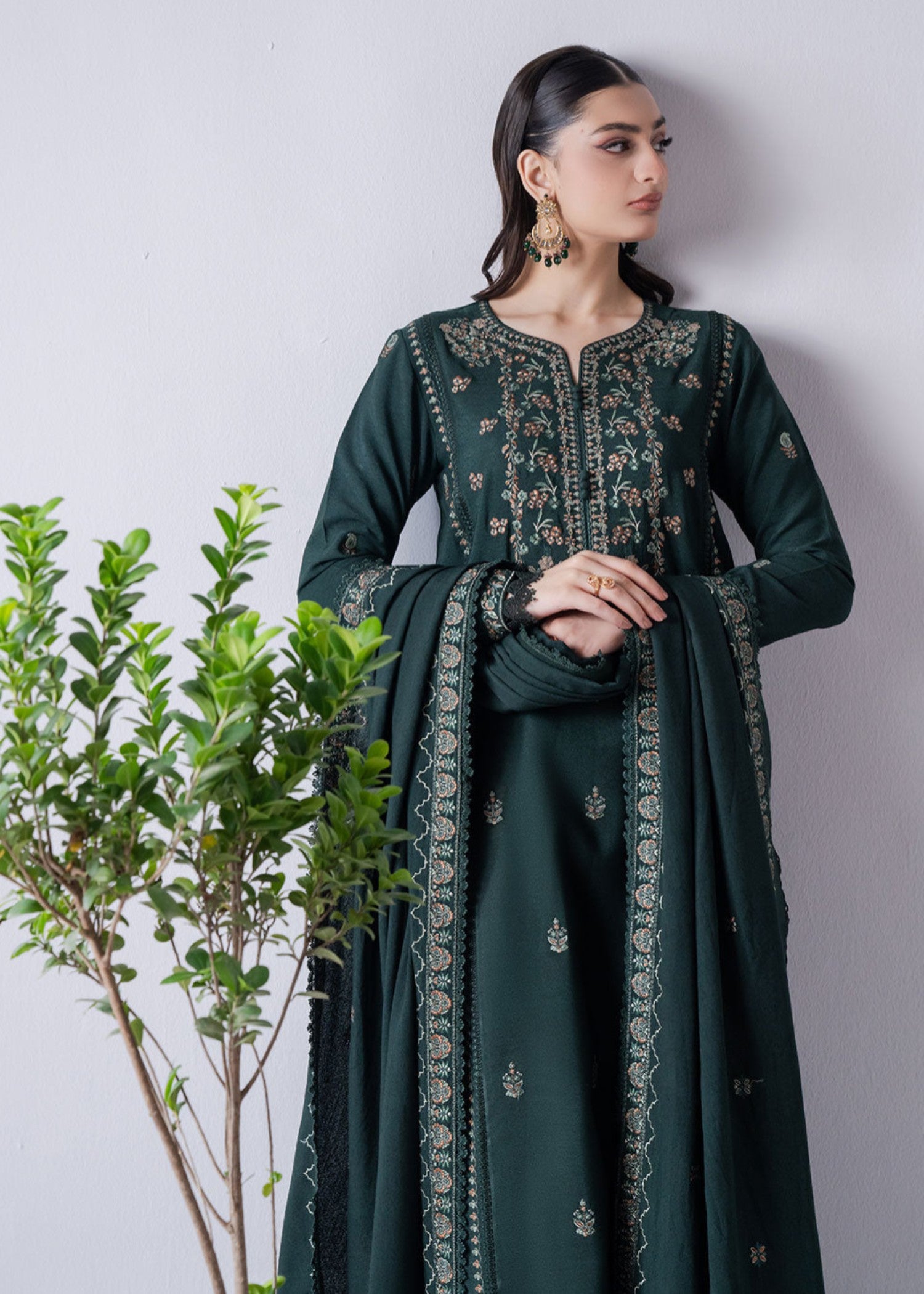dhanak Kurta Set in Bottle green