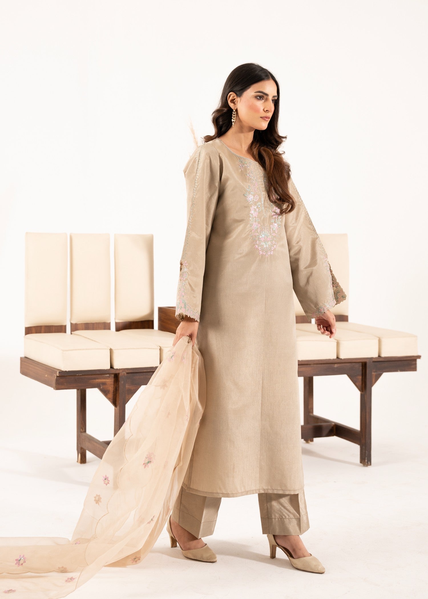 pk raw silk Kurta Set in Beige