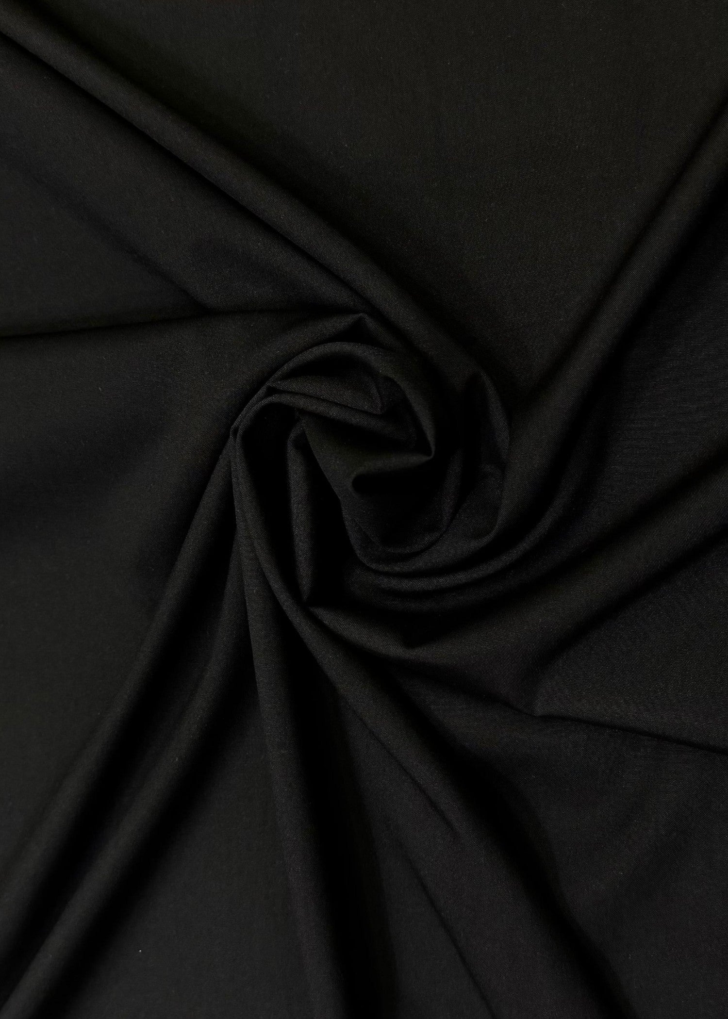 blend boski Unstitched in Black by Tajjay