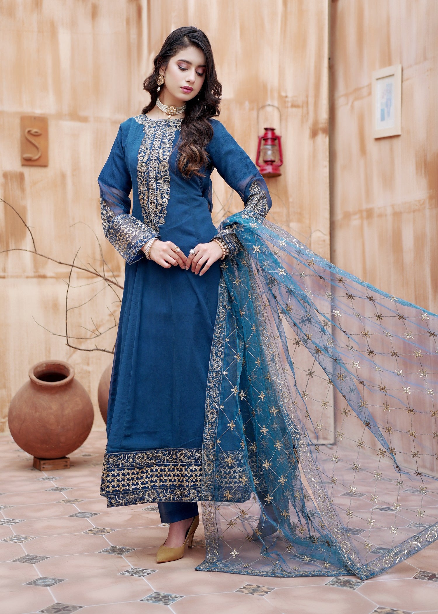 bemberg crinkle chiffon Maxi in Teal