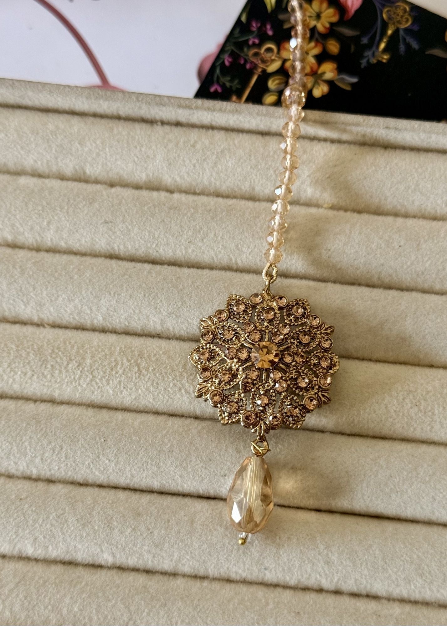 Jewelry Set in Goldenrod Color by - Trendy Women Jewelry Set HFV8455