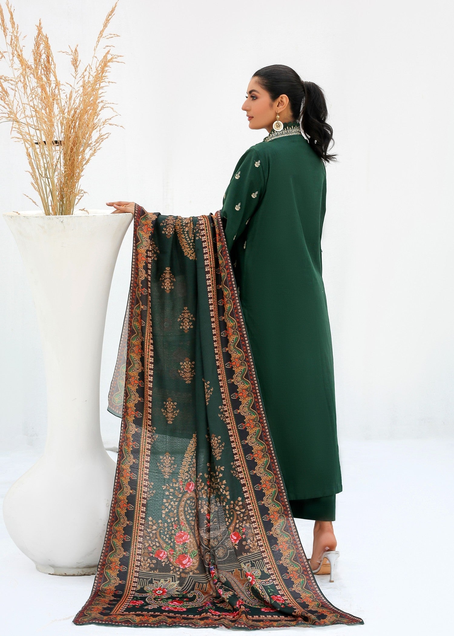 khaddar Kurta Set in Green