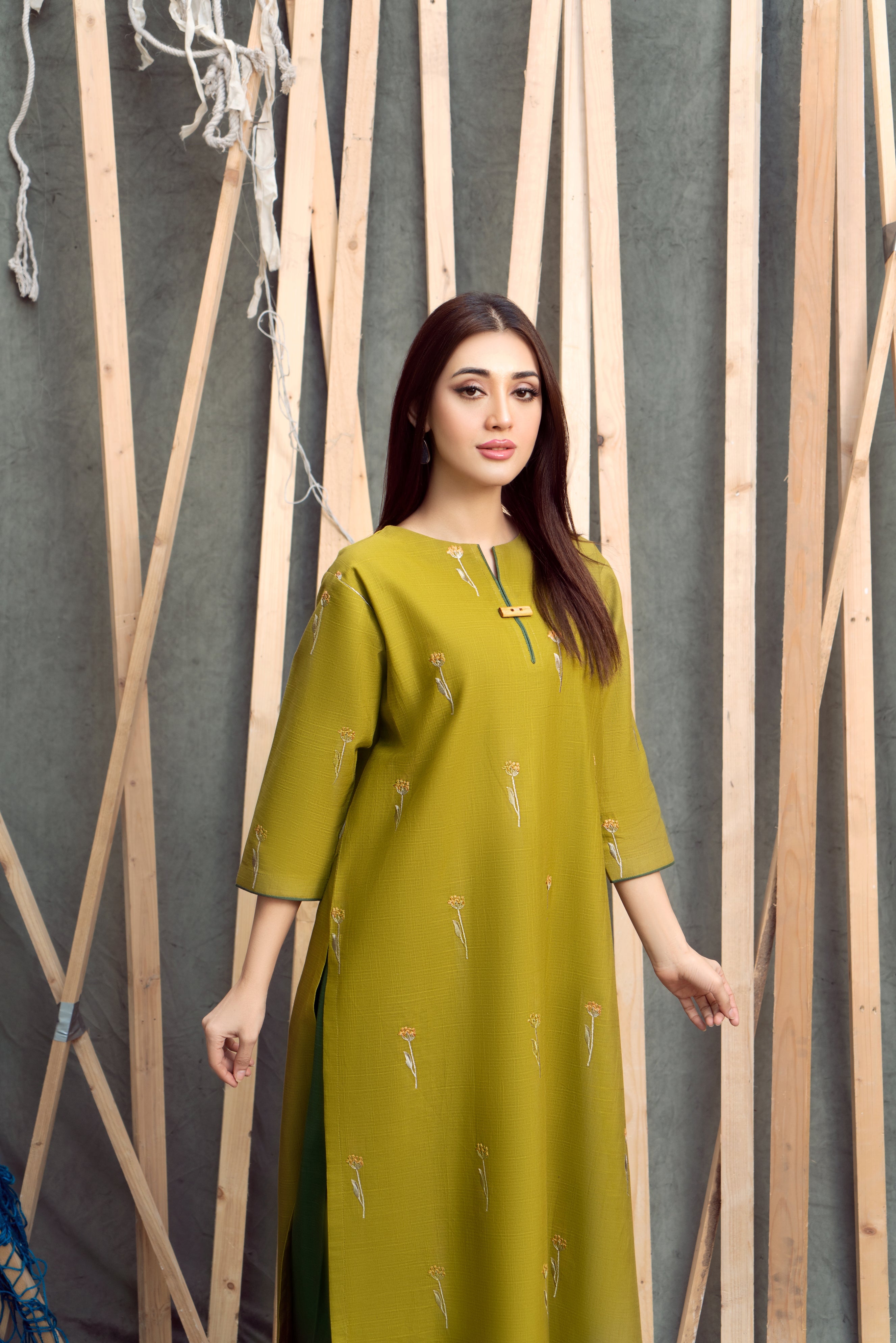 slub khaddar Kurta Set in Apple green