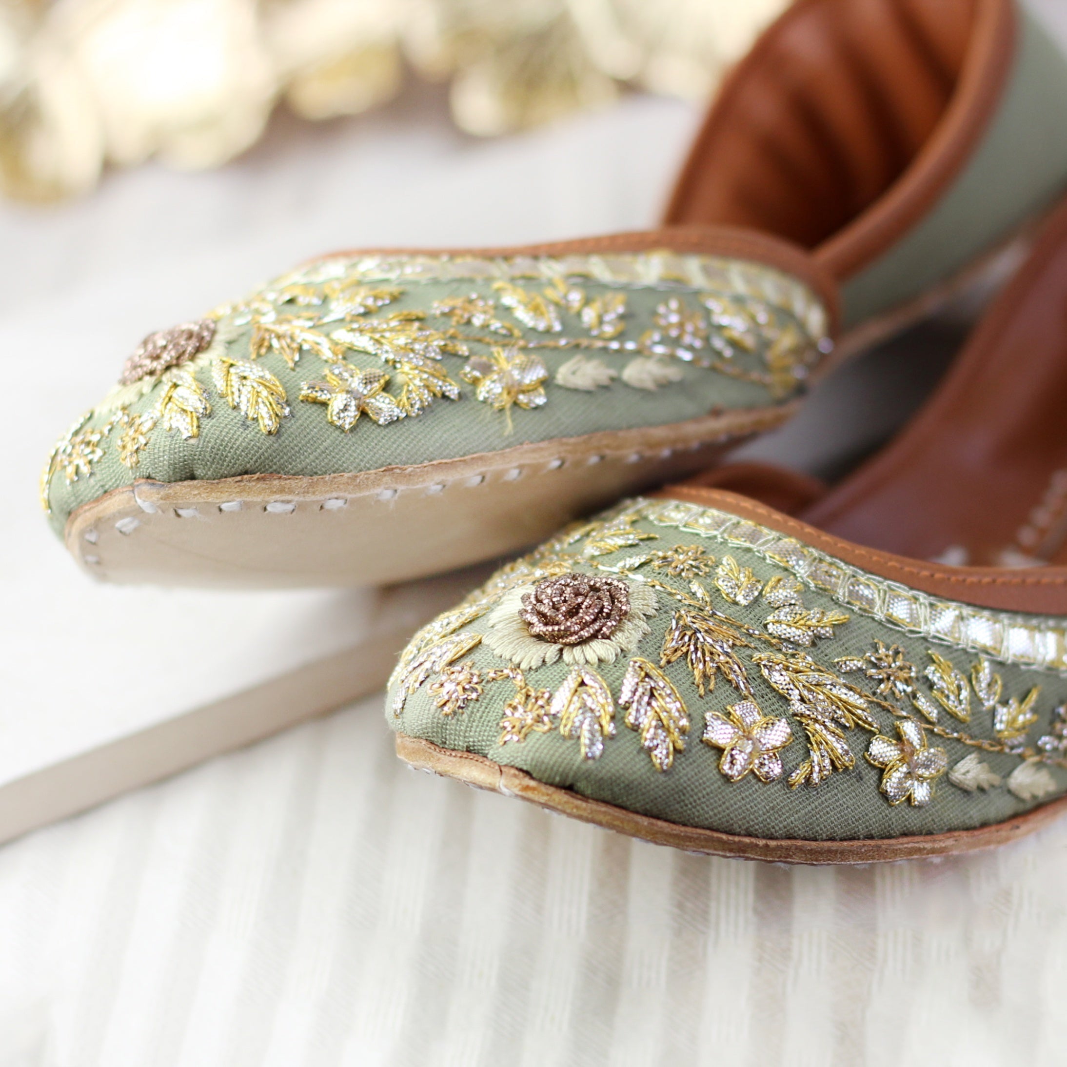 Khussa in Olive green by - High Quality Women Khussa KAQ8304