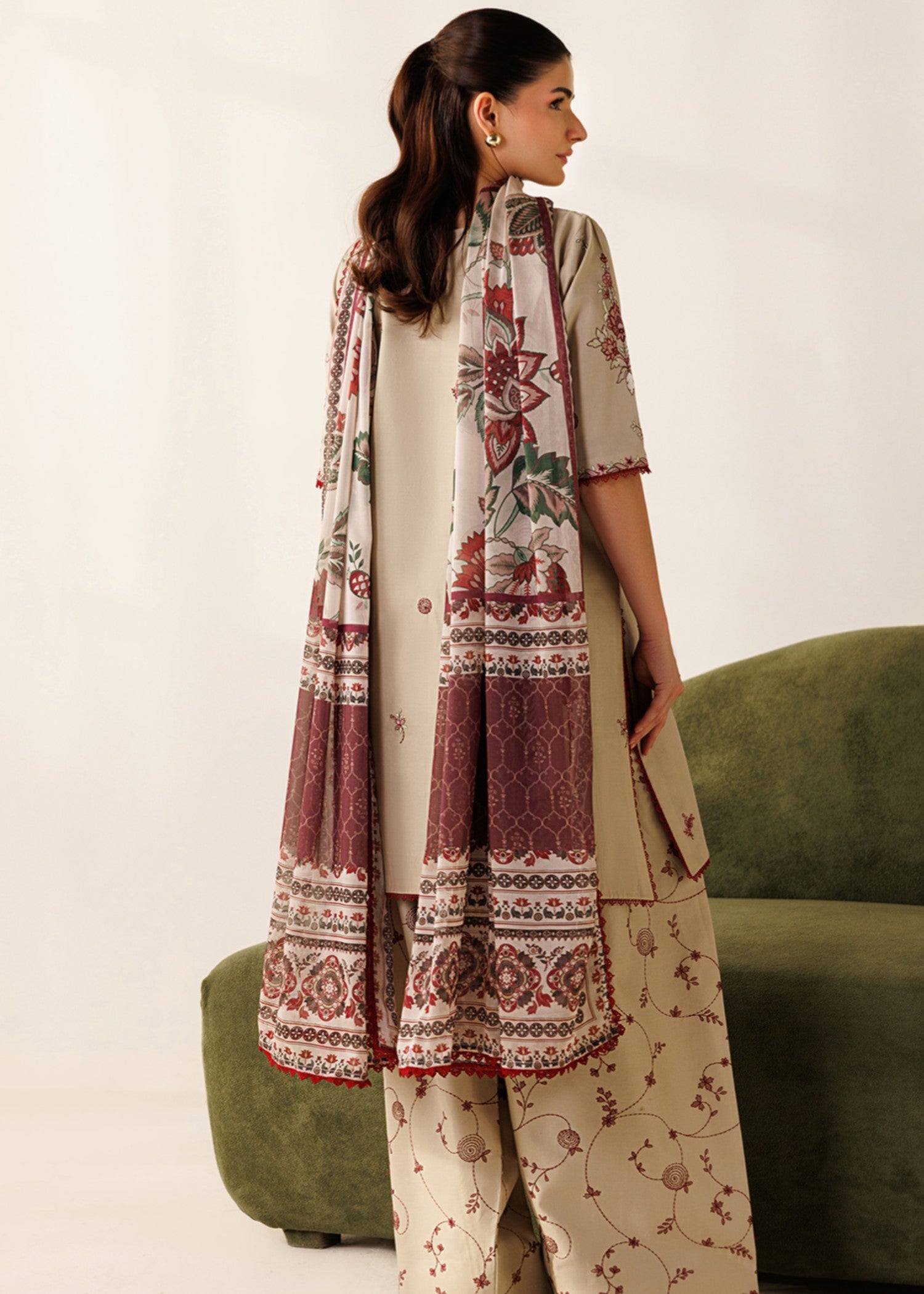 karandi Kurta Set in Beige