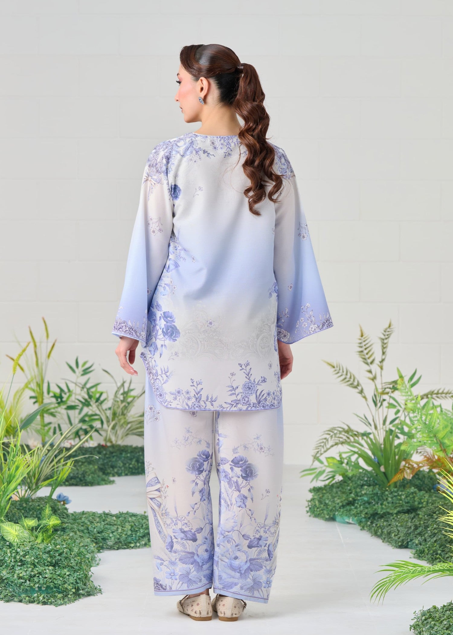 raw silk Co Ord Sets in White, light blue