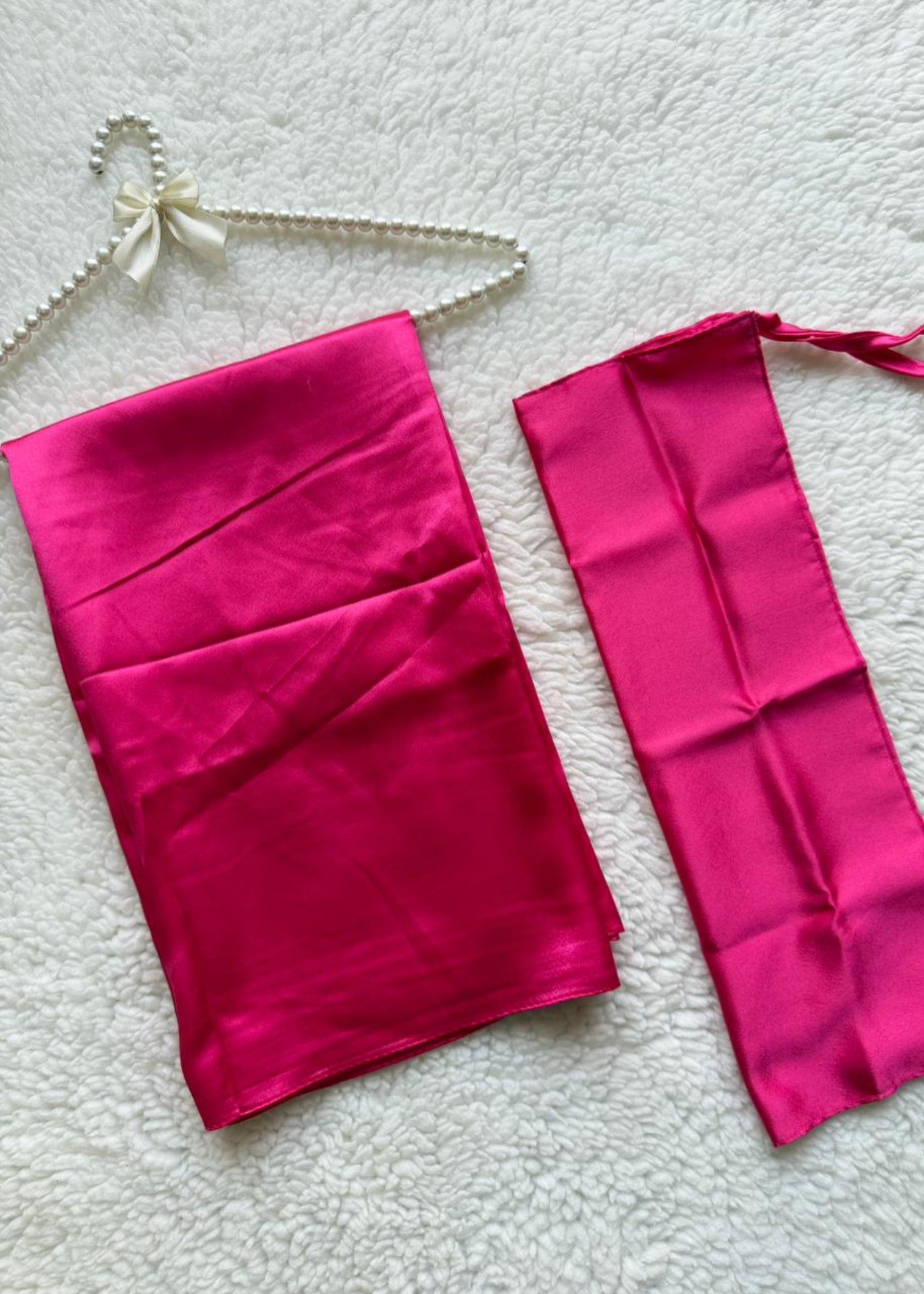 satin silk Veil in Hot pink