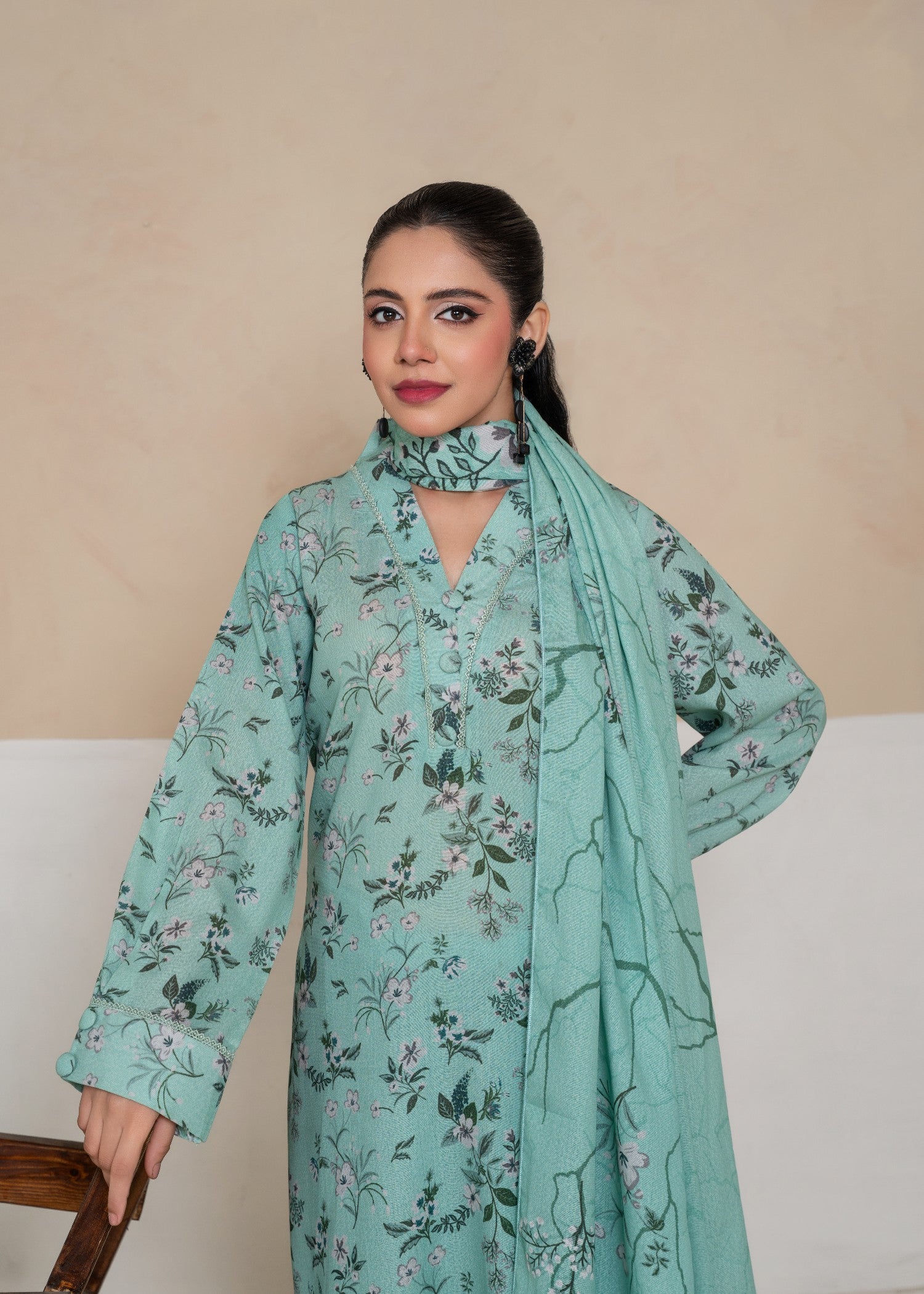 karandi Kurta Set in Pastel green
