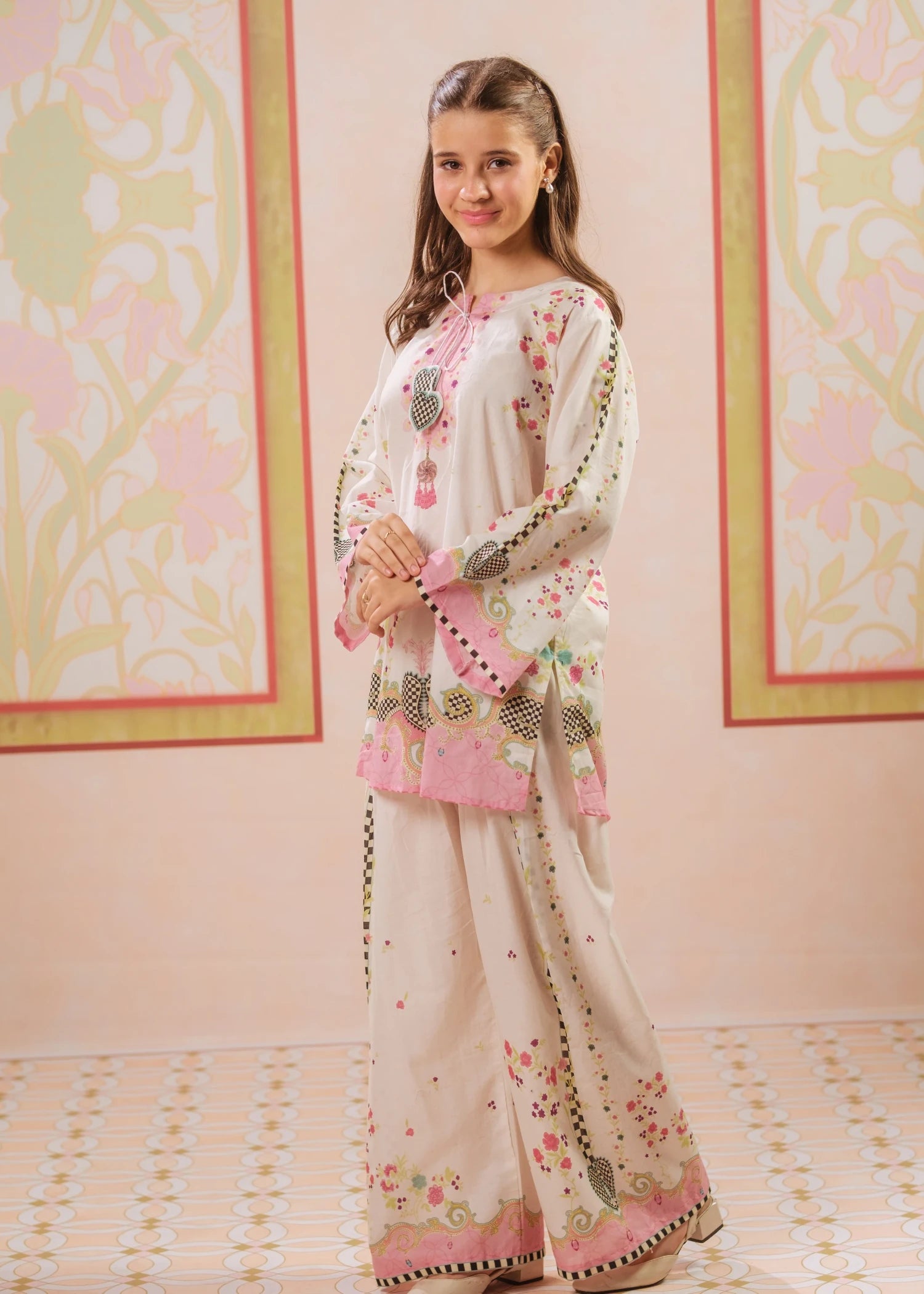 Co Ord Sets in Beige, pink