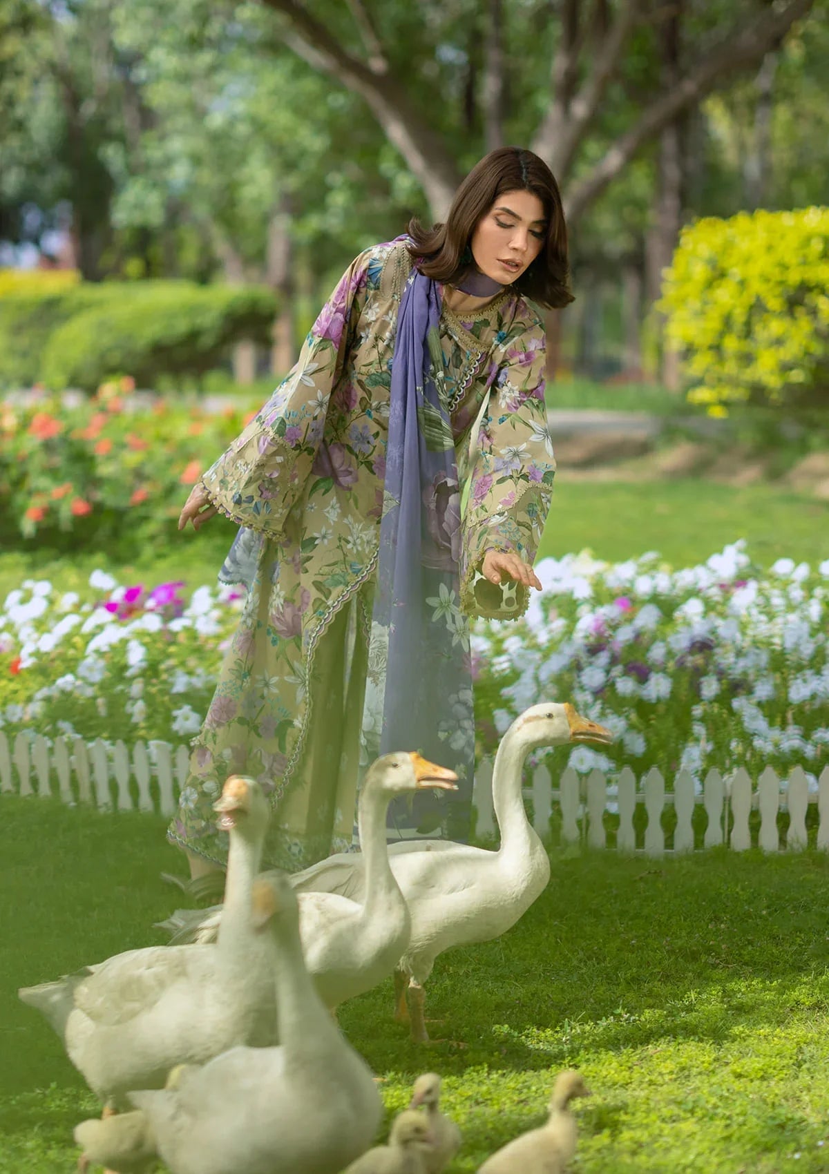 Bridgerton Prints Lawn – EPB-4A GIARDINO