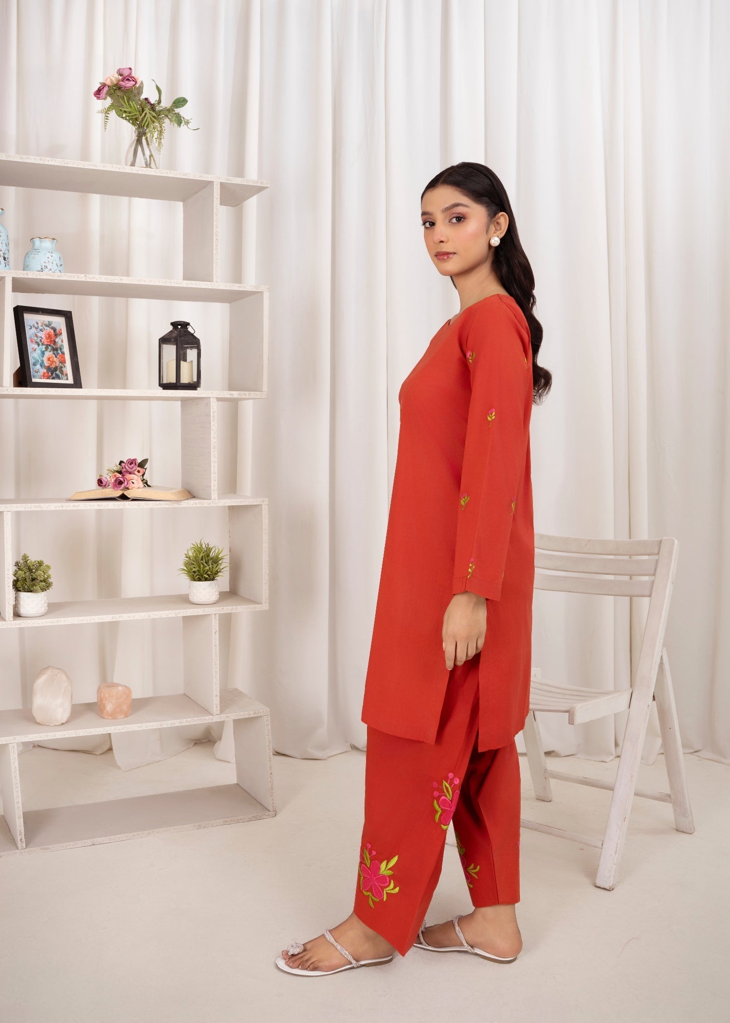 lawn Kurta Set in Carnation red