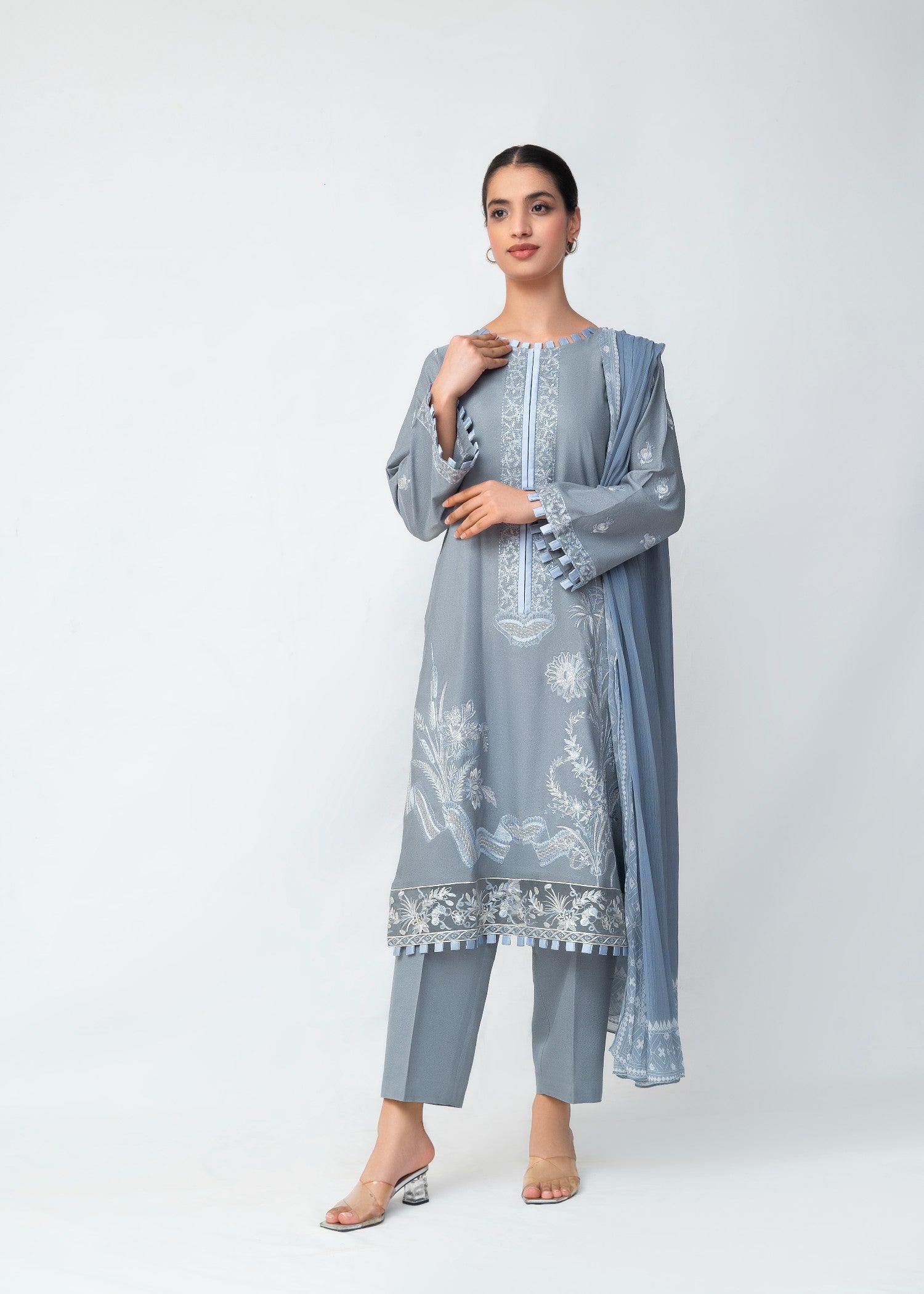 karandi Kurta Set in Cool grey