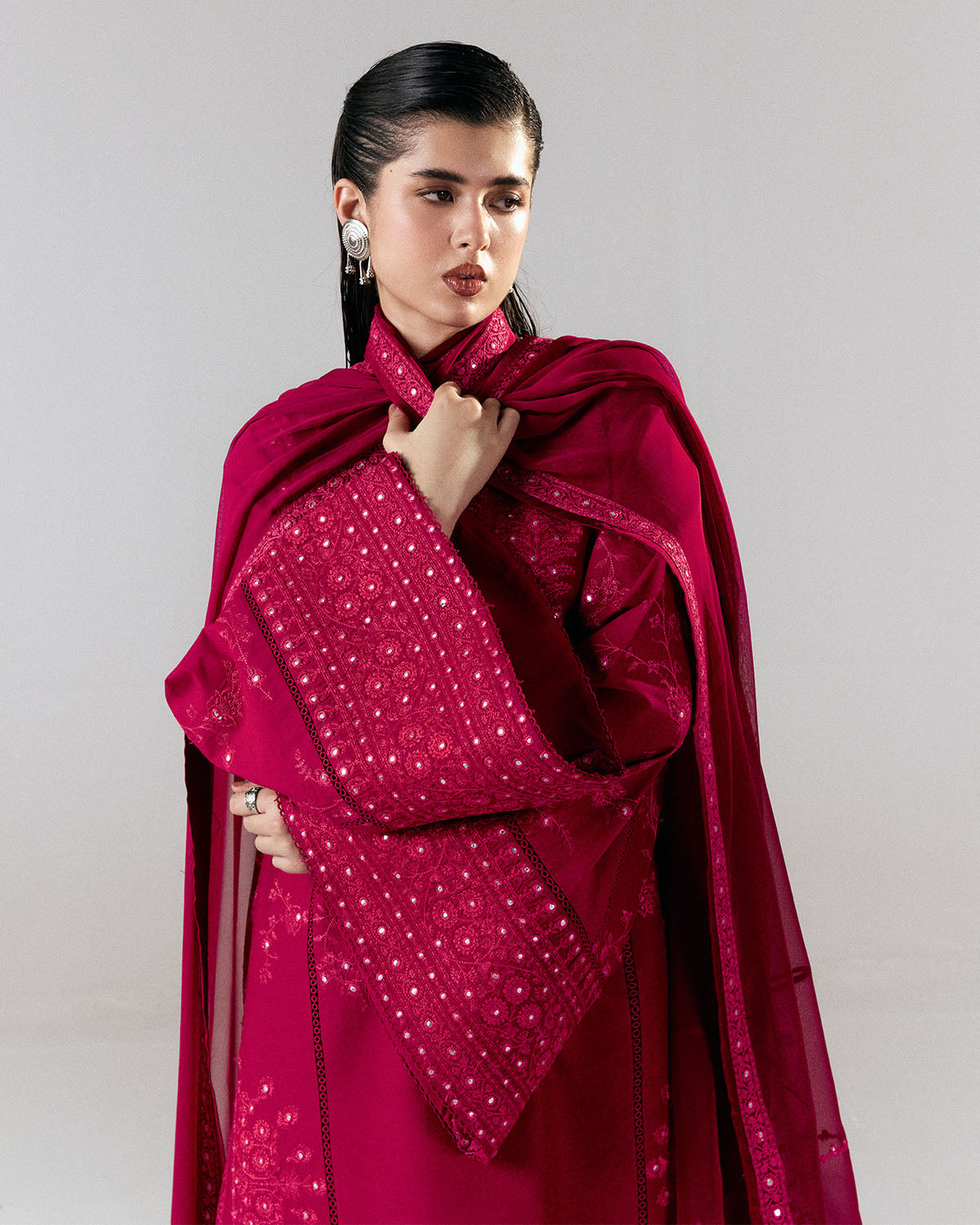 Jugnu Luxury Lawn Edit – Sela