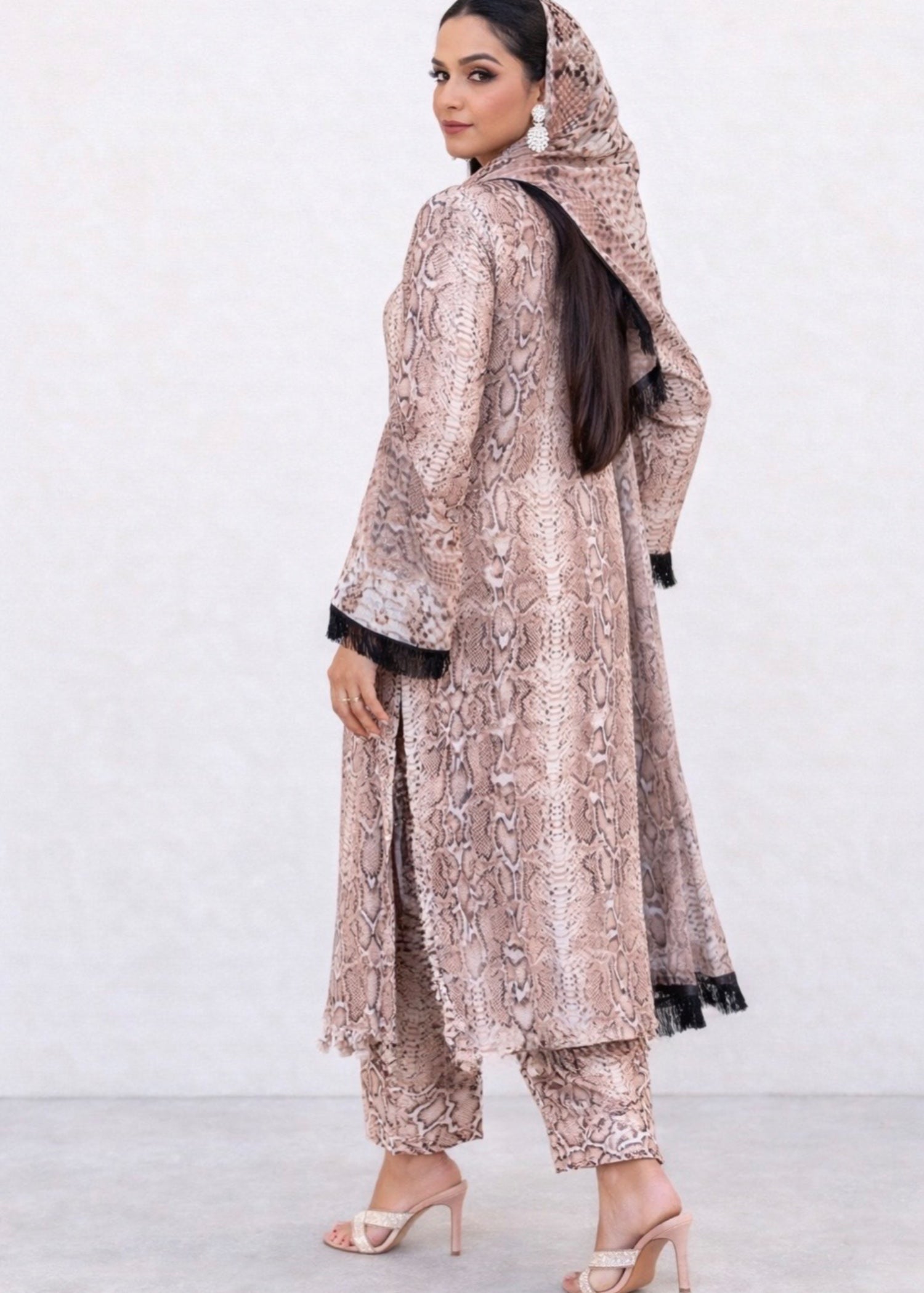 grip Kurta Set in Tan brown