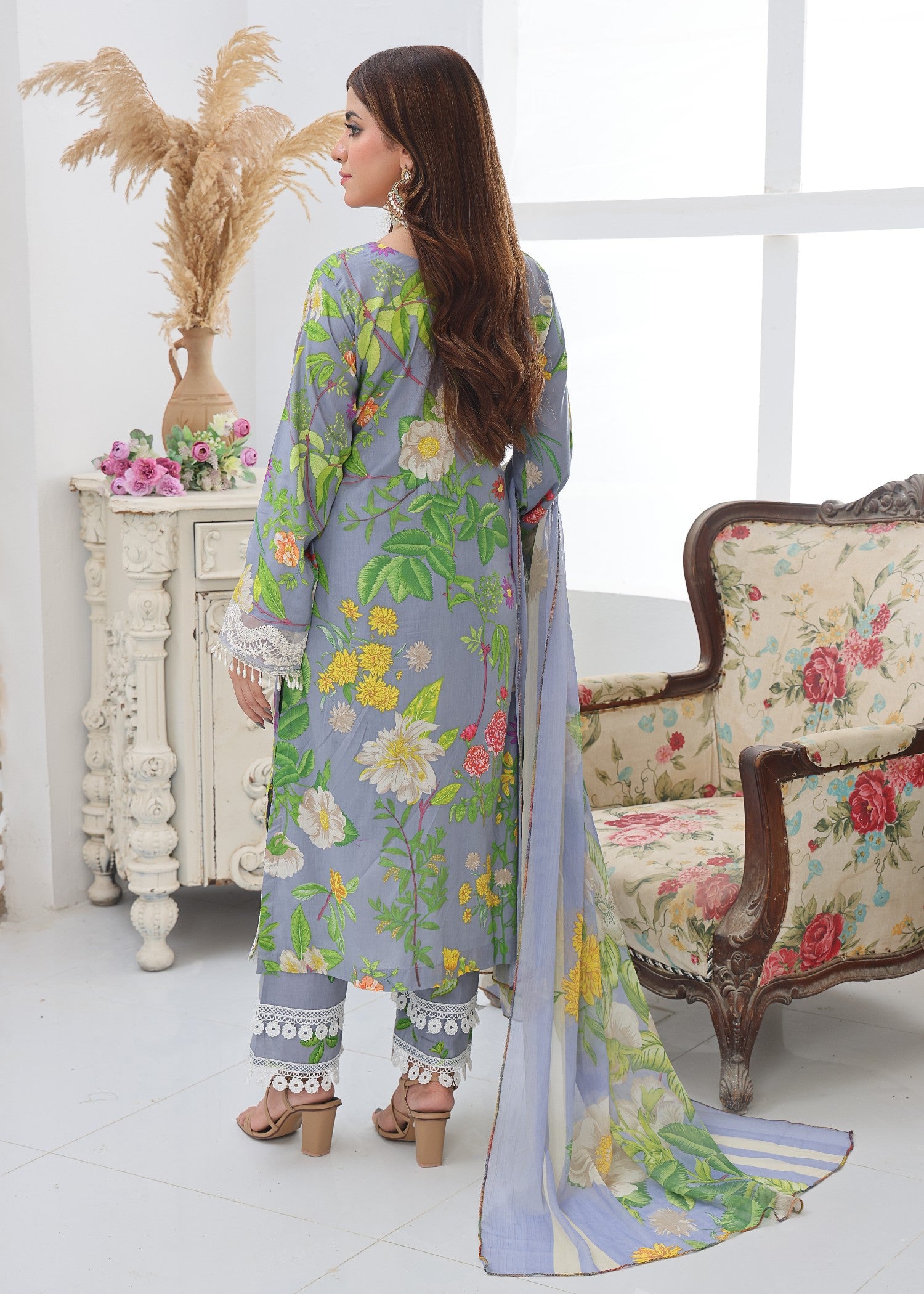 lawn Kurta Set in Cool grey