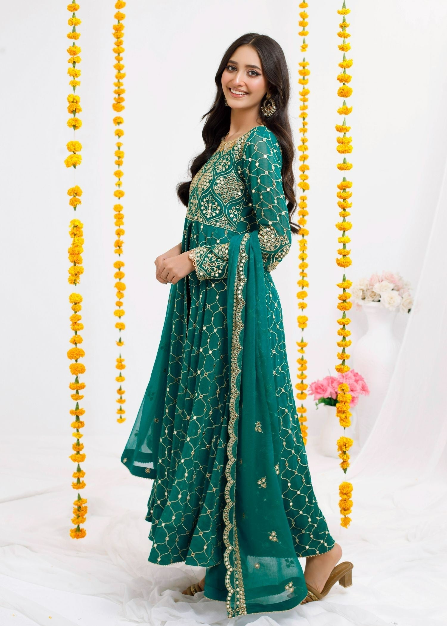 chiffon Pishwas in Emerald green