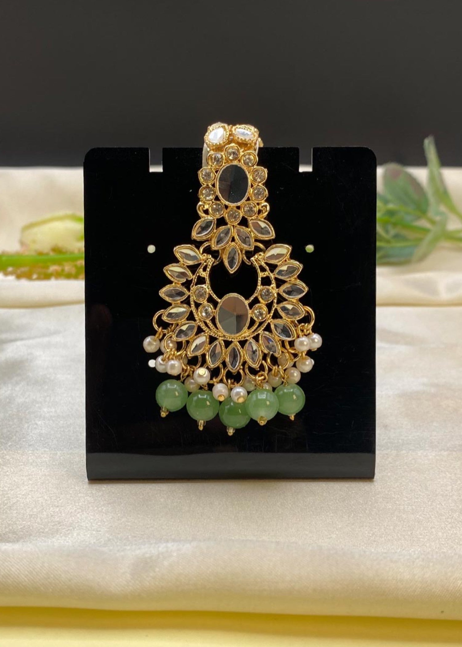 Jewelry Set in Pistachio green Color by - Trendy Women Jewelry Set PXO4745