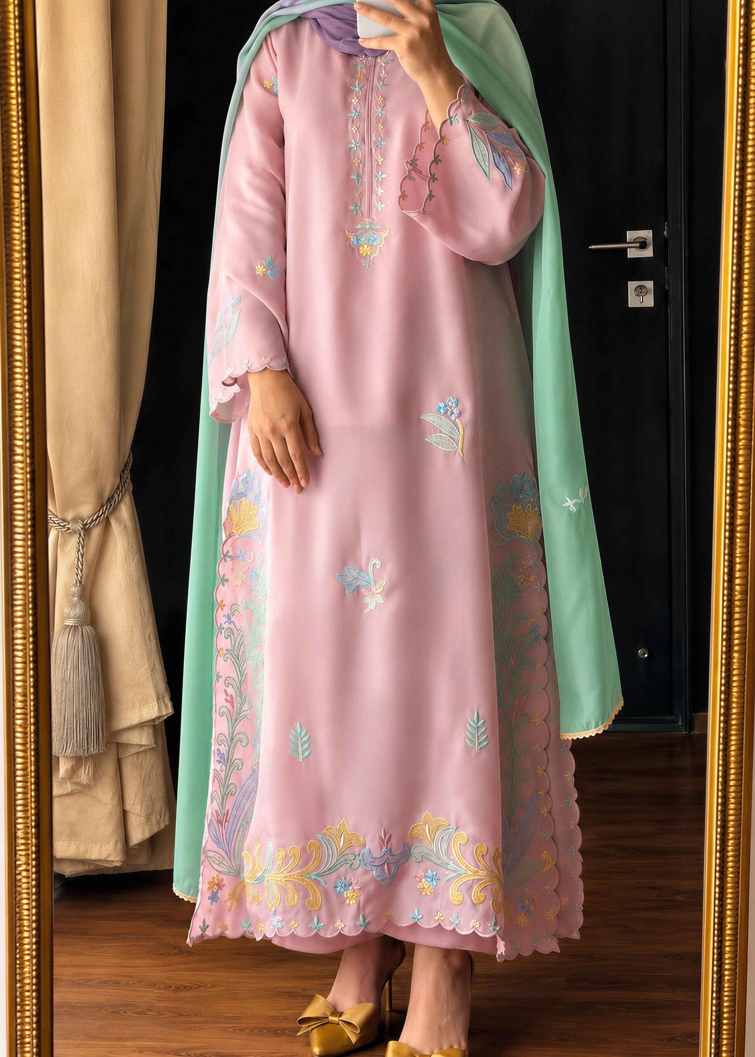 charmuse/shamooz Kurta Set in Baby pink