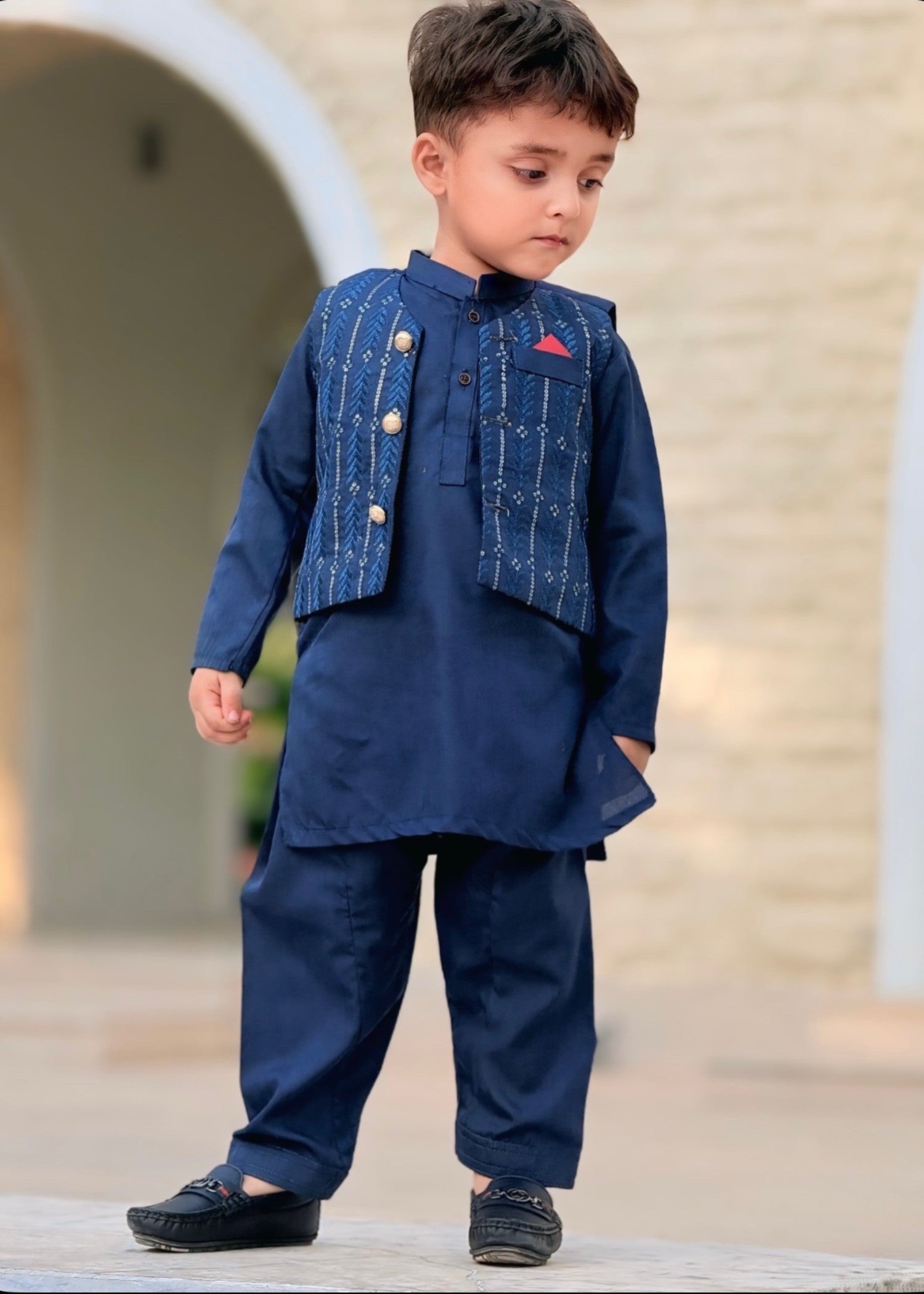 wash & wear Waistcoat in Cobalt blue
