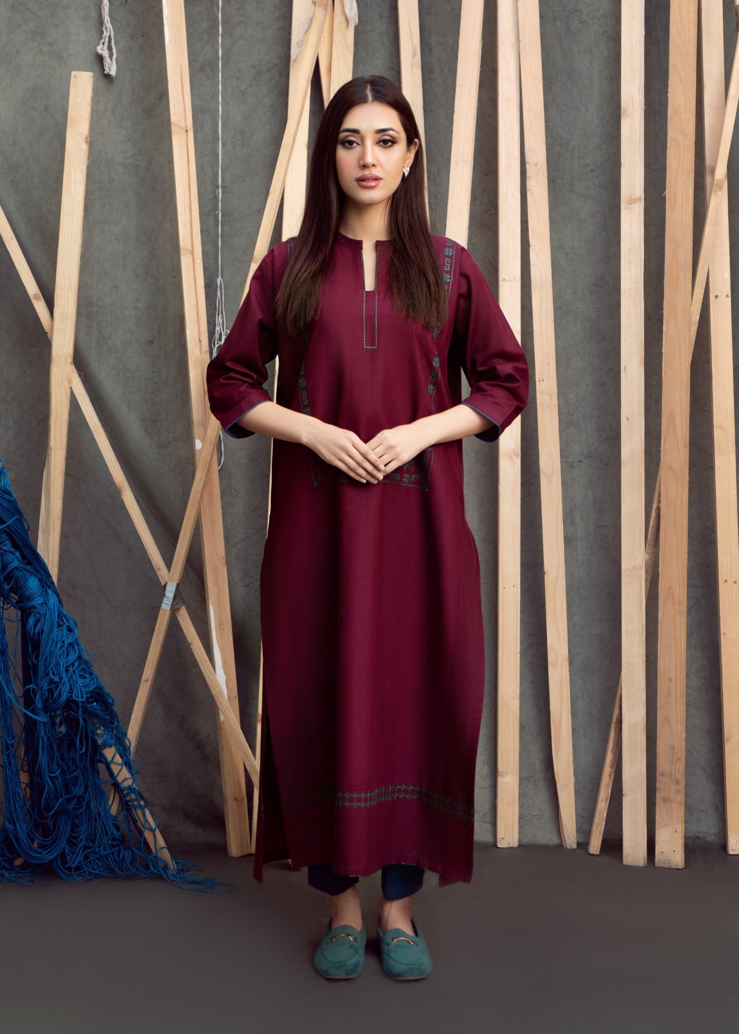 slub khaddar Kurta Set in Teal, maroon