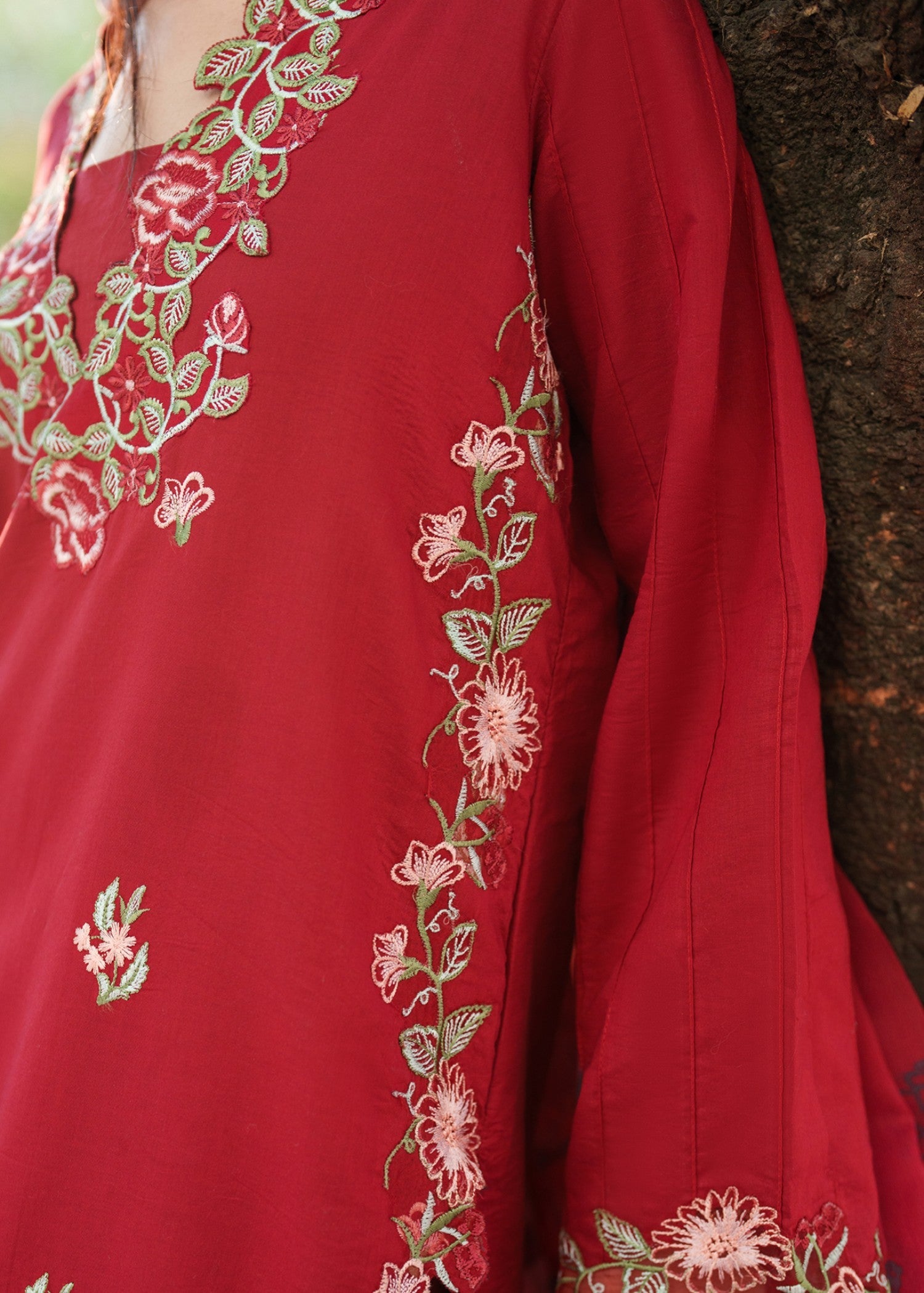 cambric Unstitched in Tomato red