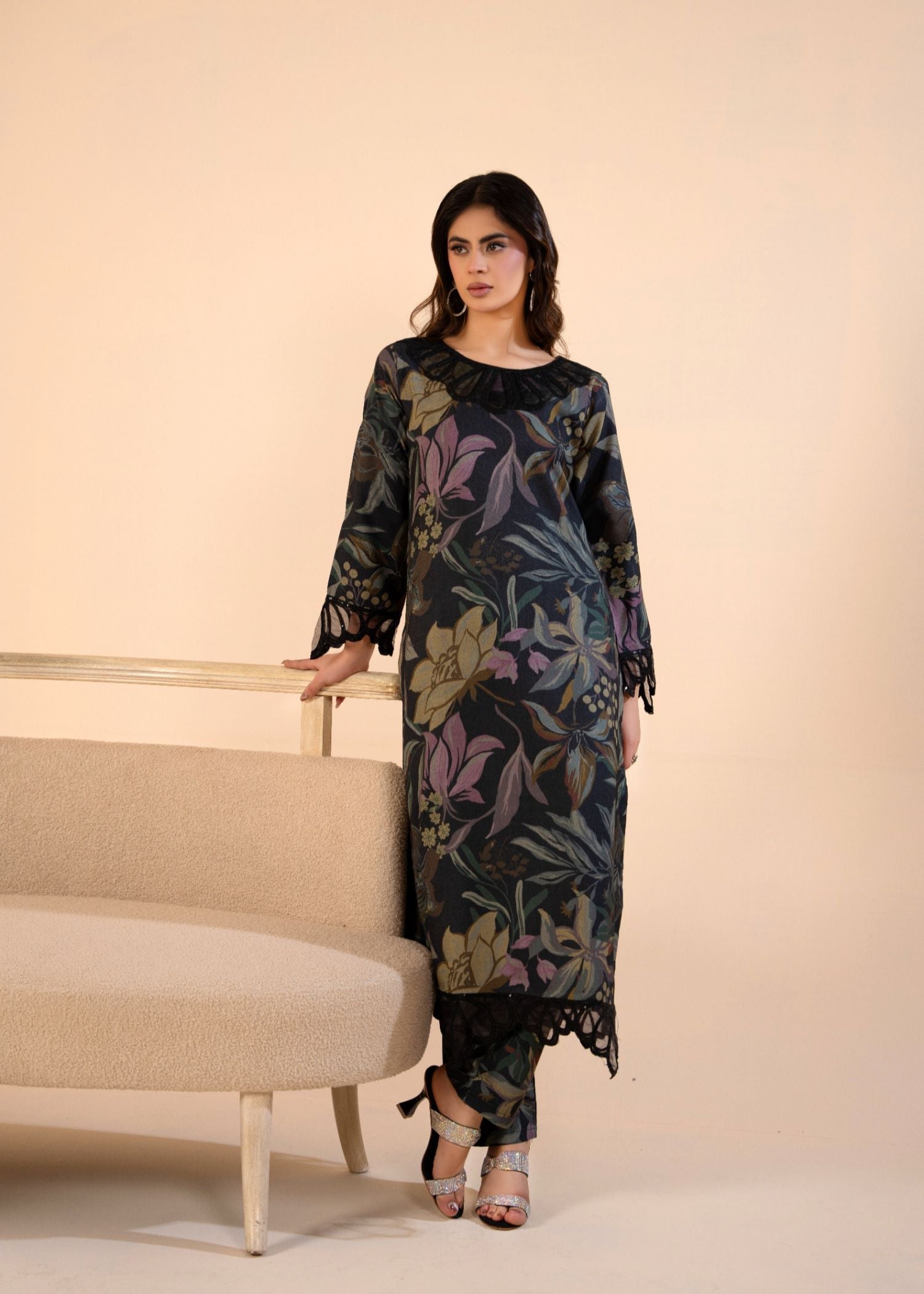 dhanak Kurta Set in Black