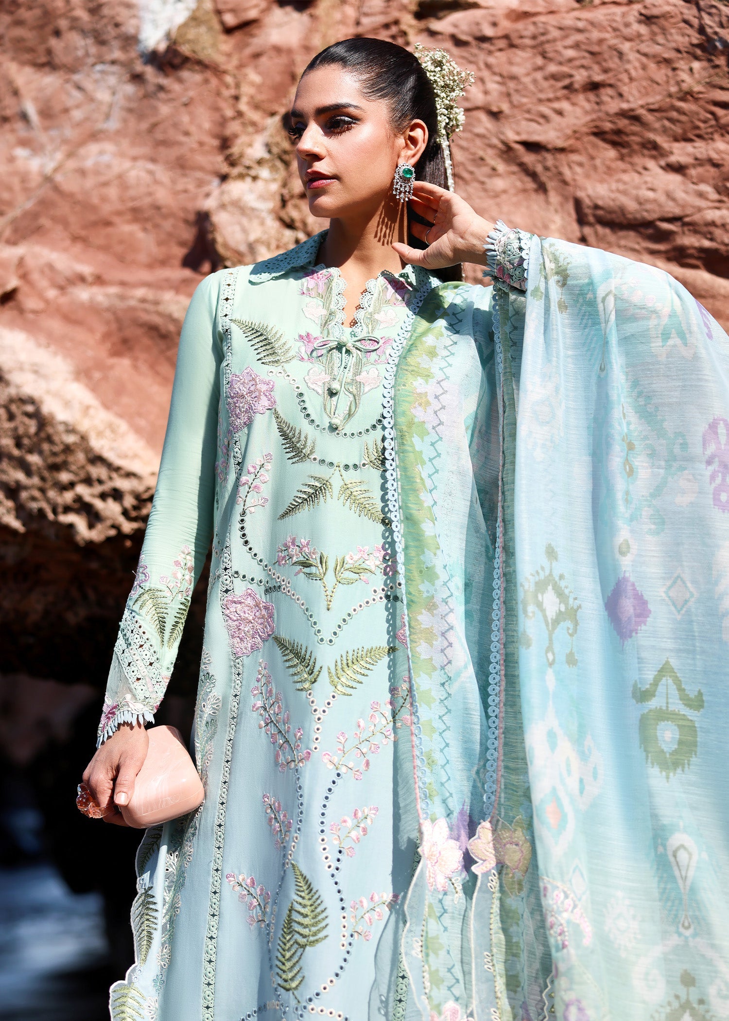 Breeze Festive Luxury Lawn – TALI 3-B