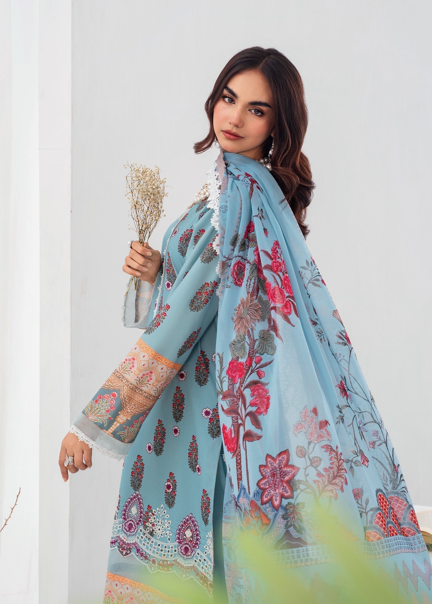 lawn Kurta Set in Frost blue