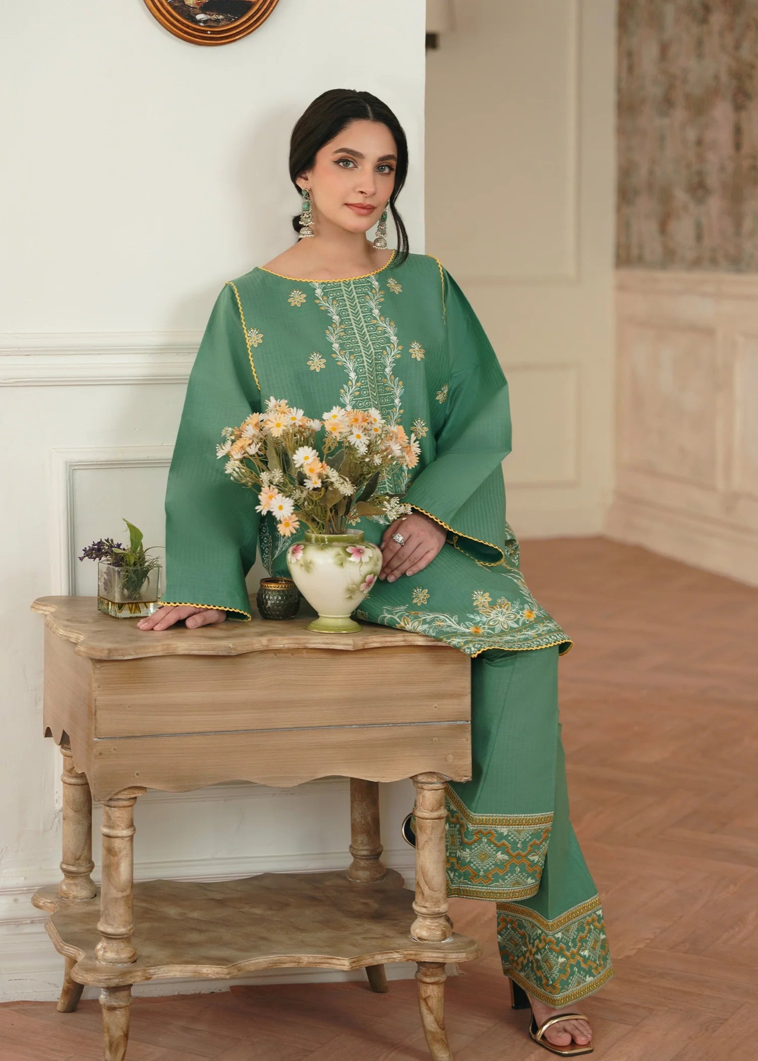 textured lawn Kurta Set in Green