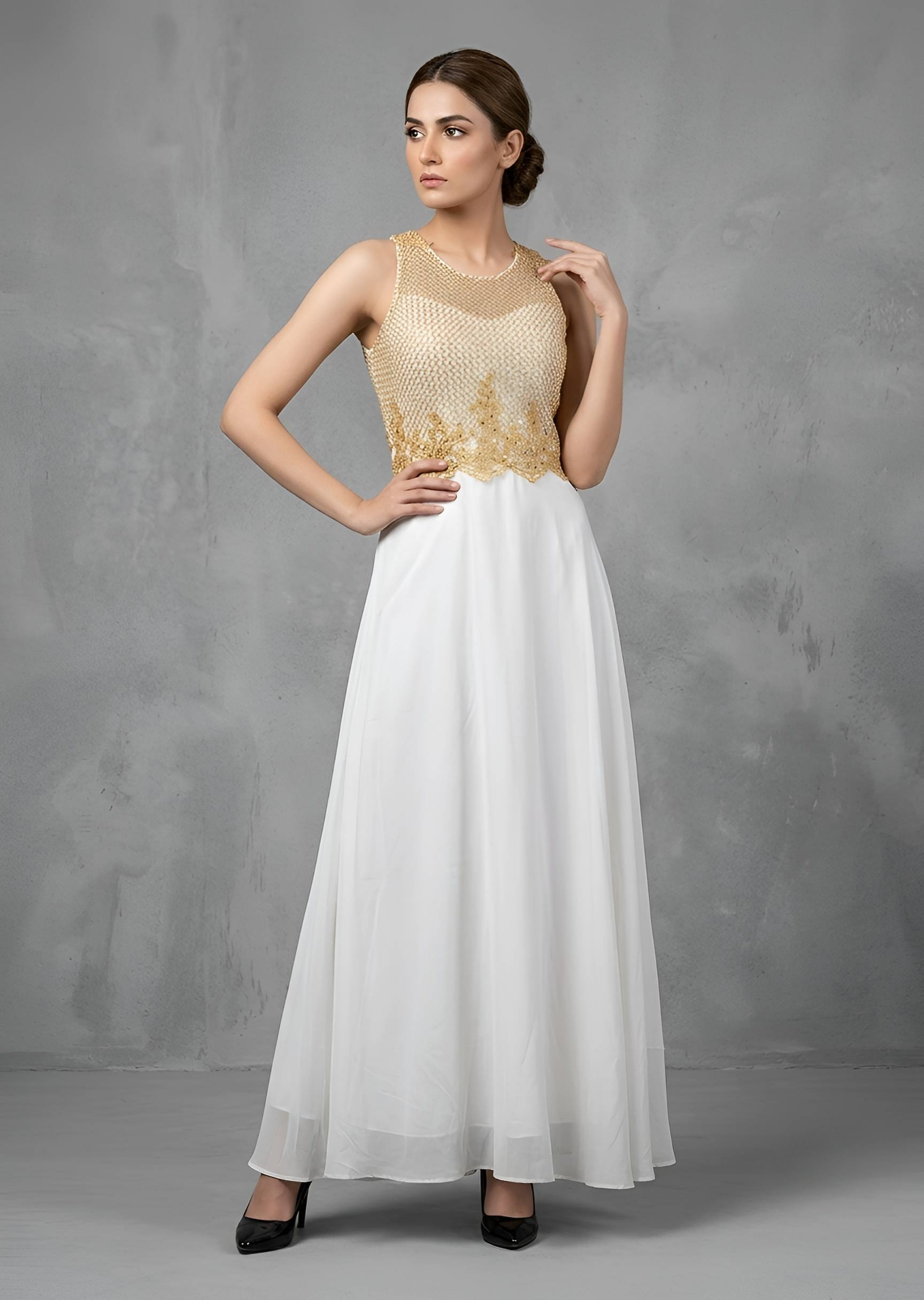 smoky georgette Maxi in White