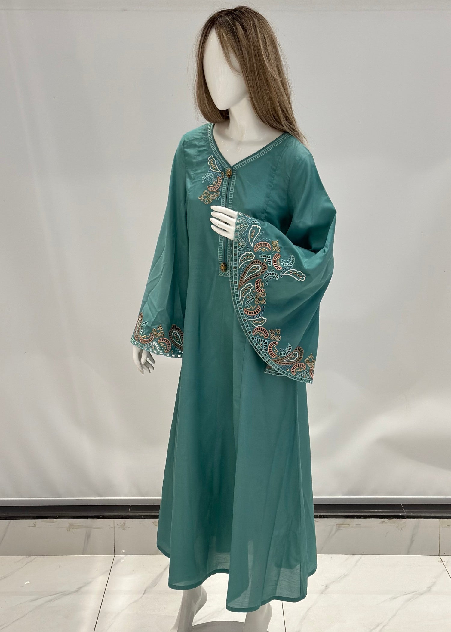 polyester-silk blend Maxi in Sea green