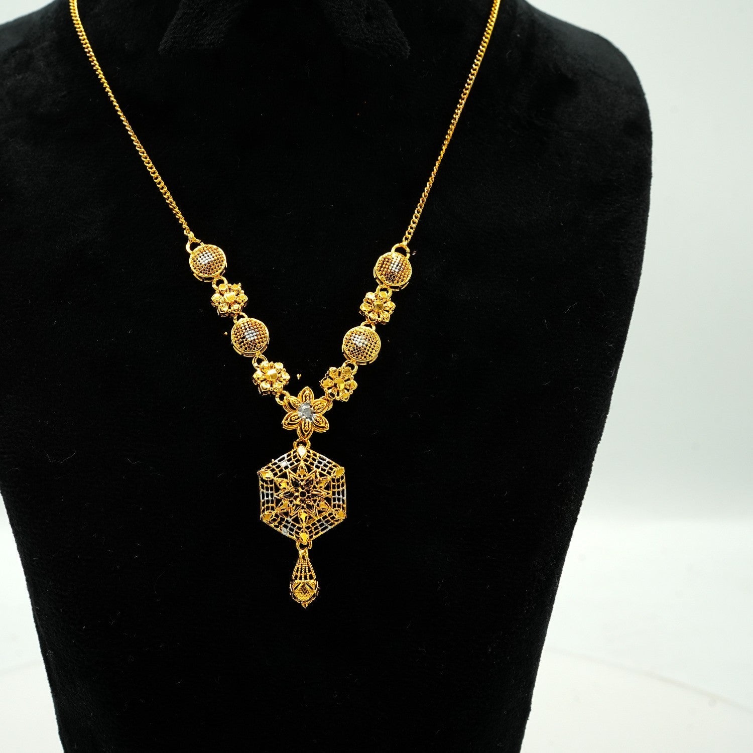 Jewelry Set in Gold Color by - Trendy Women Jewelry Set AOC8549
