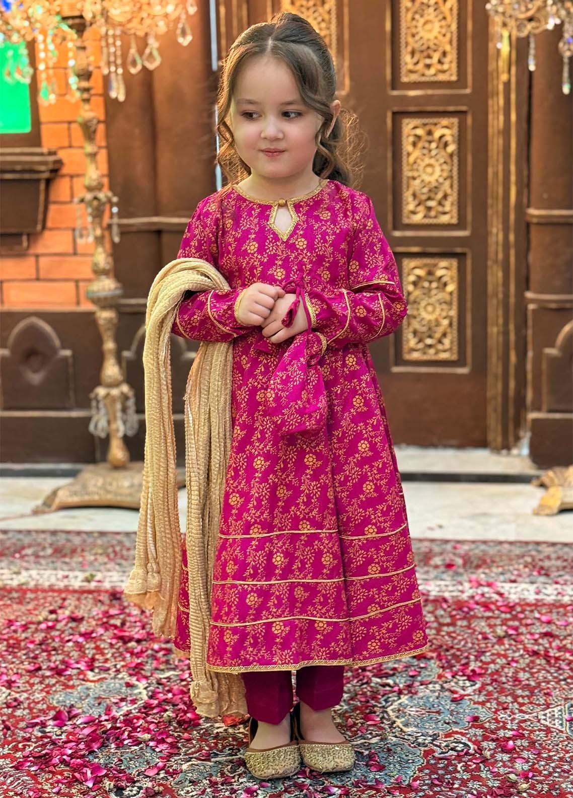 raw silk Pishwas in Hot pink